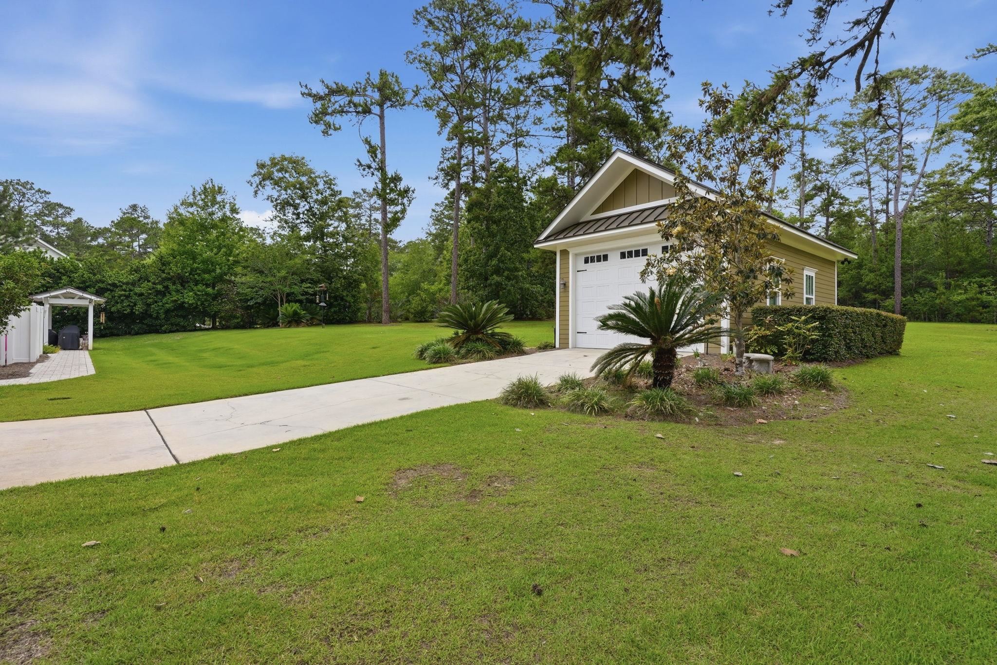 6311 Bird Dog Point