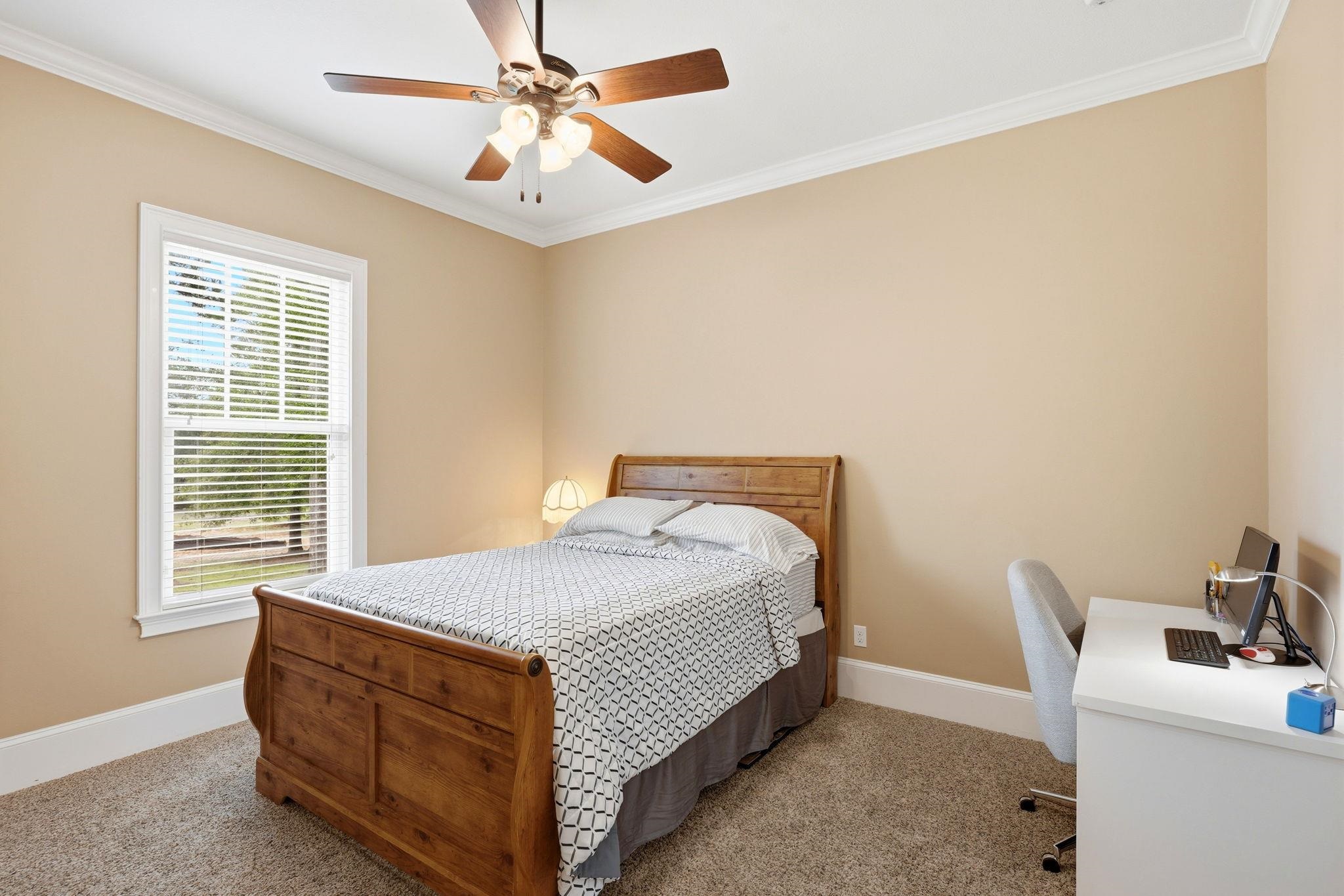 6311 Bird Dog Point