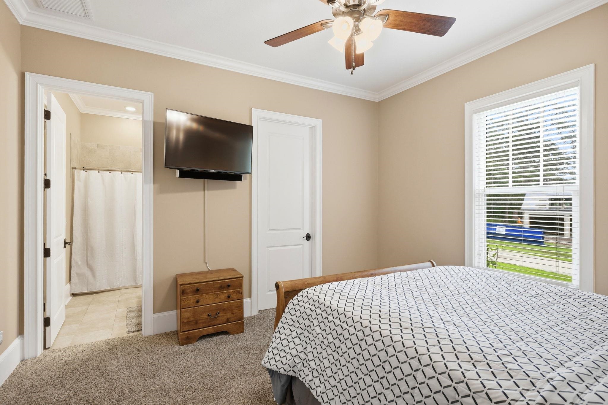 6311 Bird Dog Point
