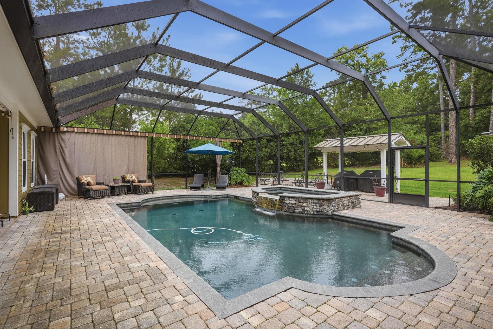 6311 Bird Dog Point