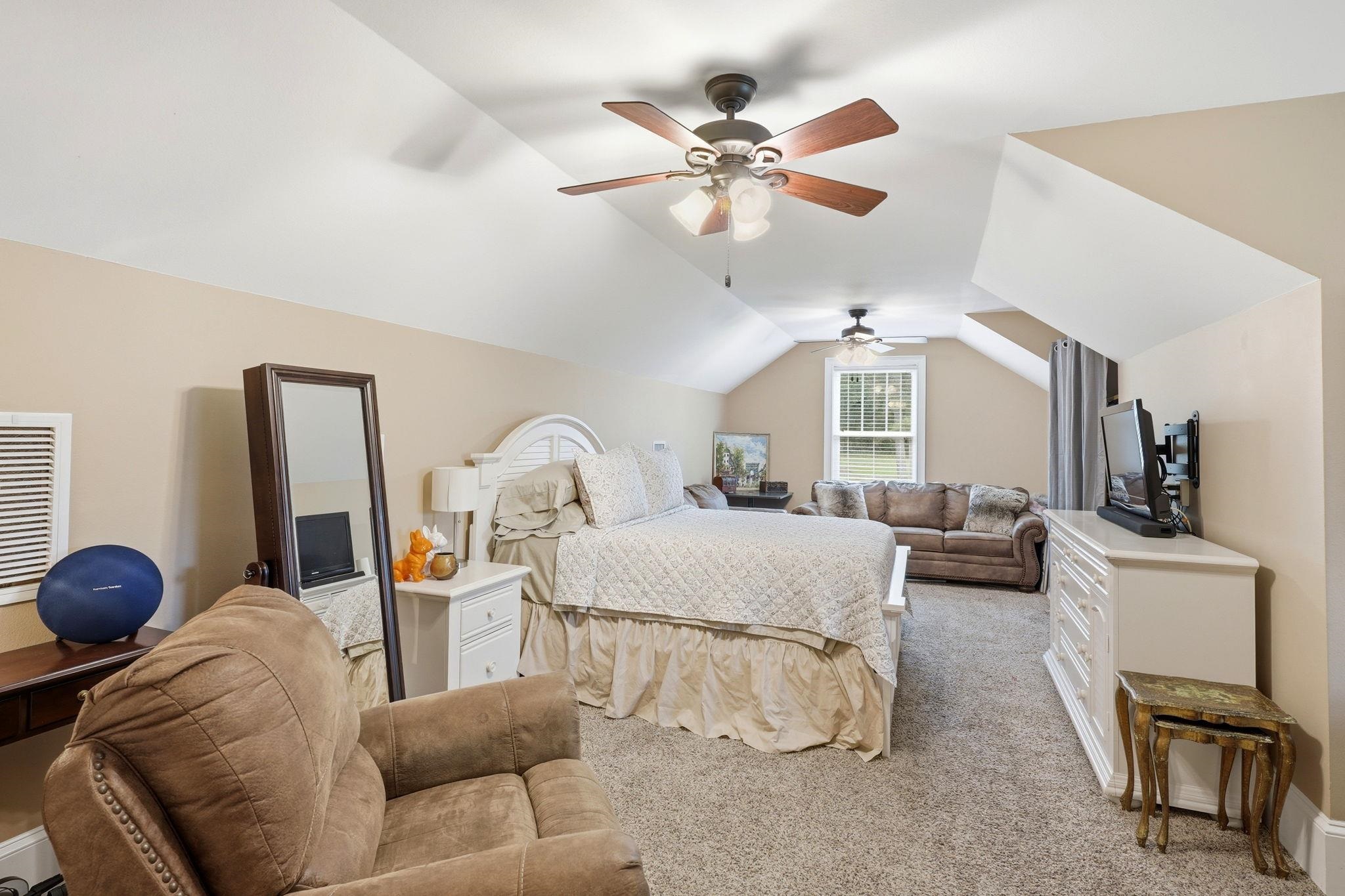 6311 Bird Dog Point