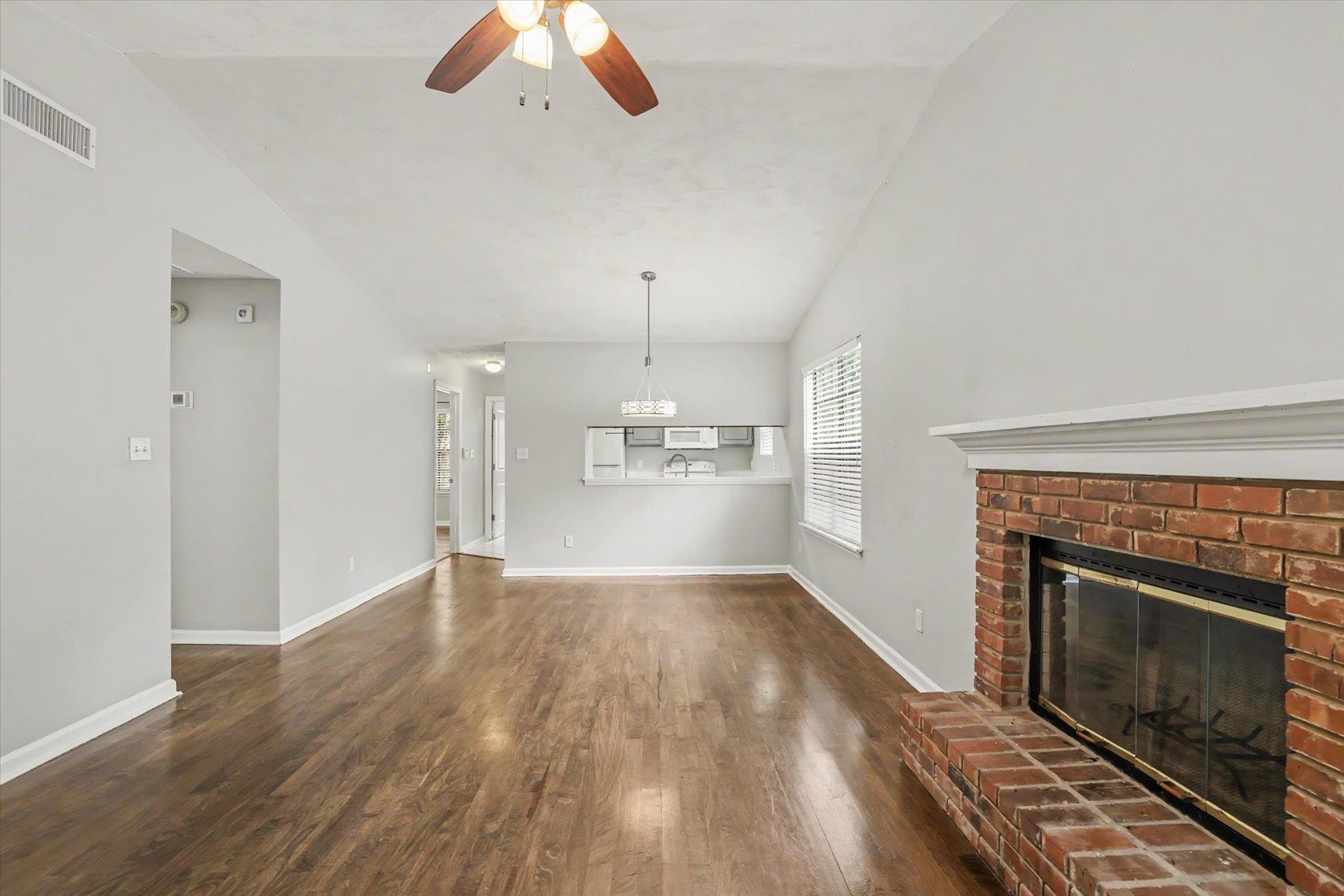 1162 BRAFFORTON Drive