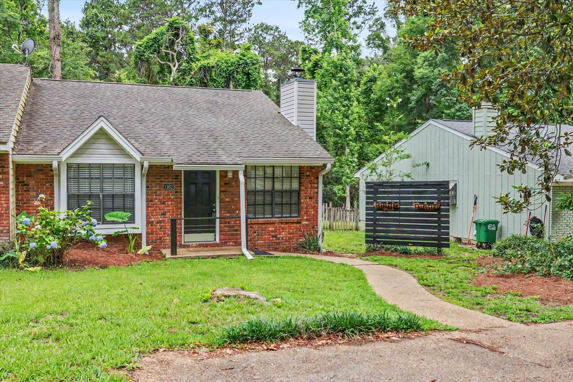 1162 BRAFFORTON Drive