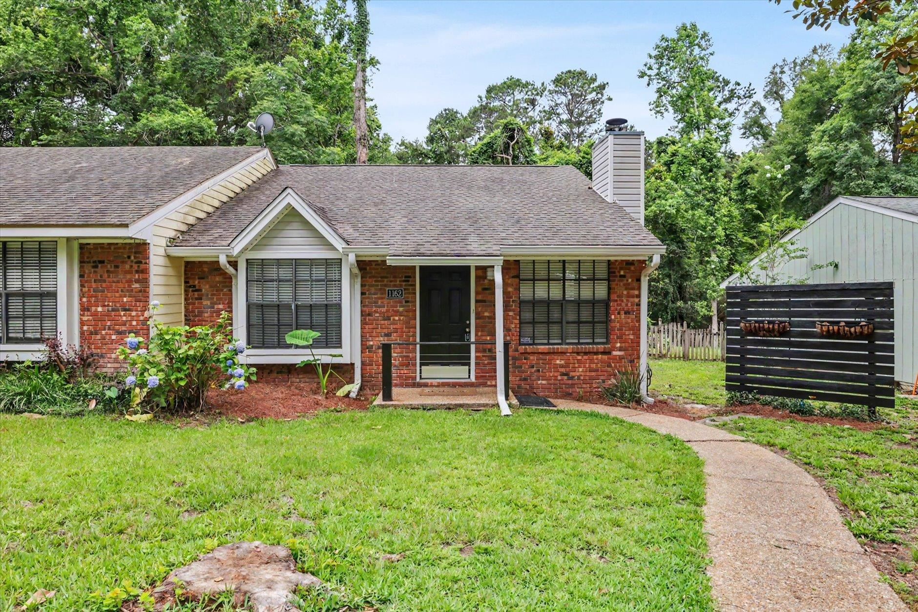 1162 BRAFFORTON Drive