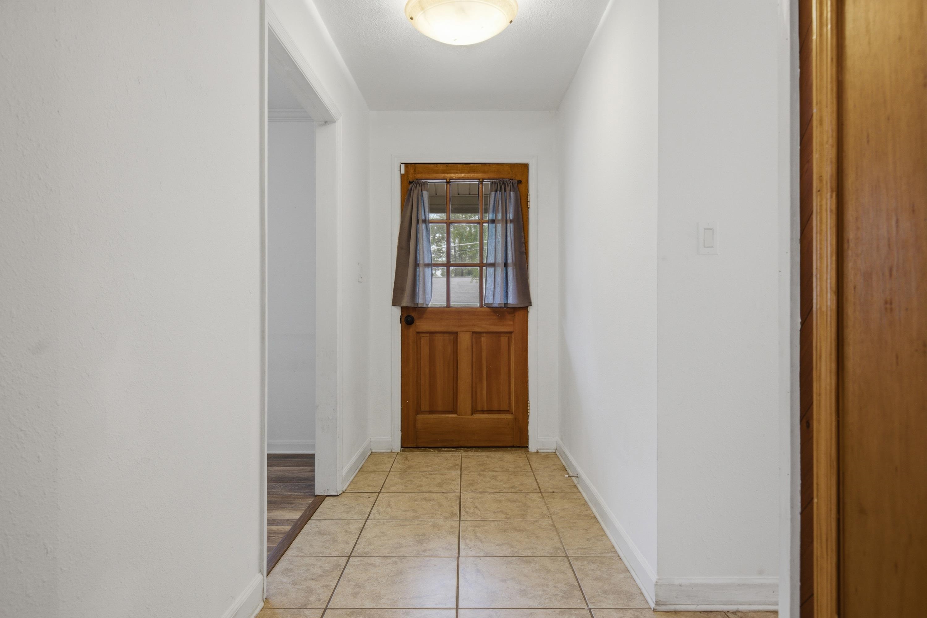 916 Maplewood Avenue
