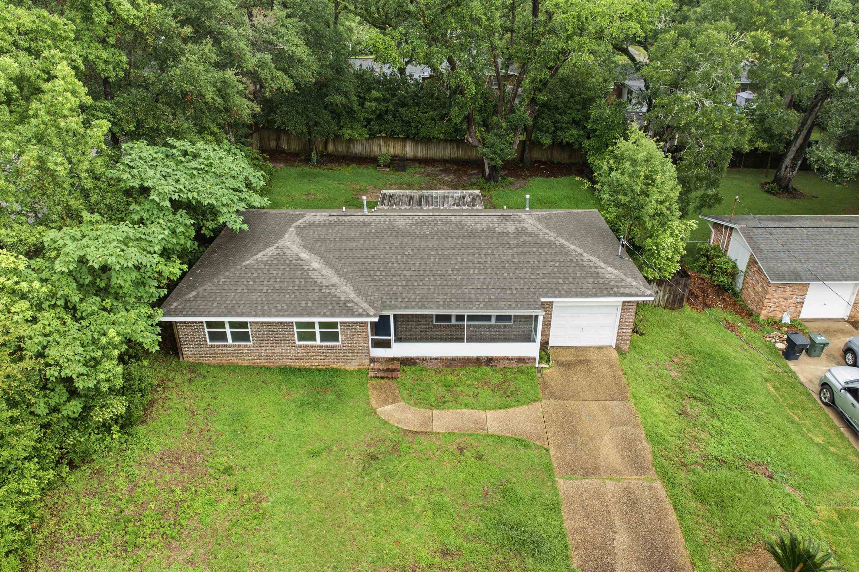 916 Maplewood Avenue
