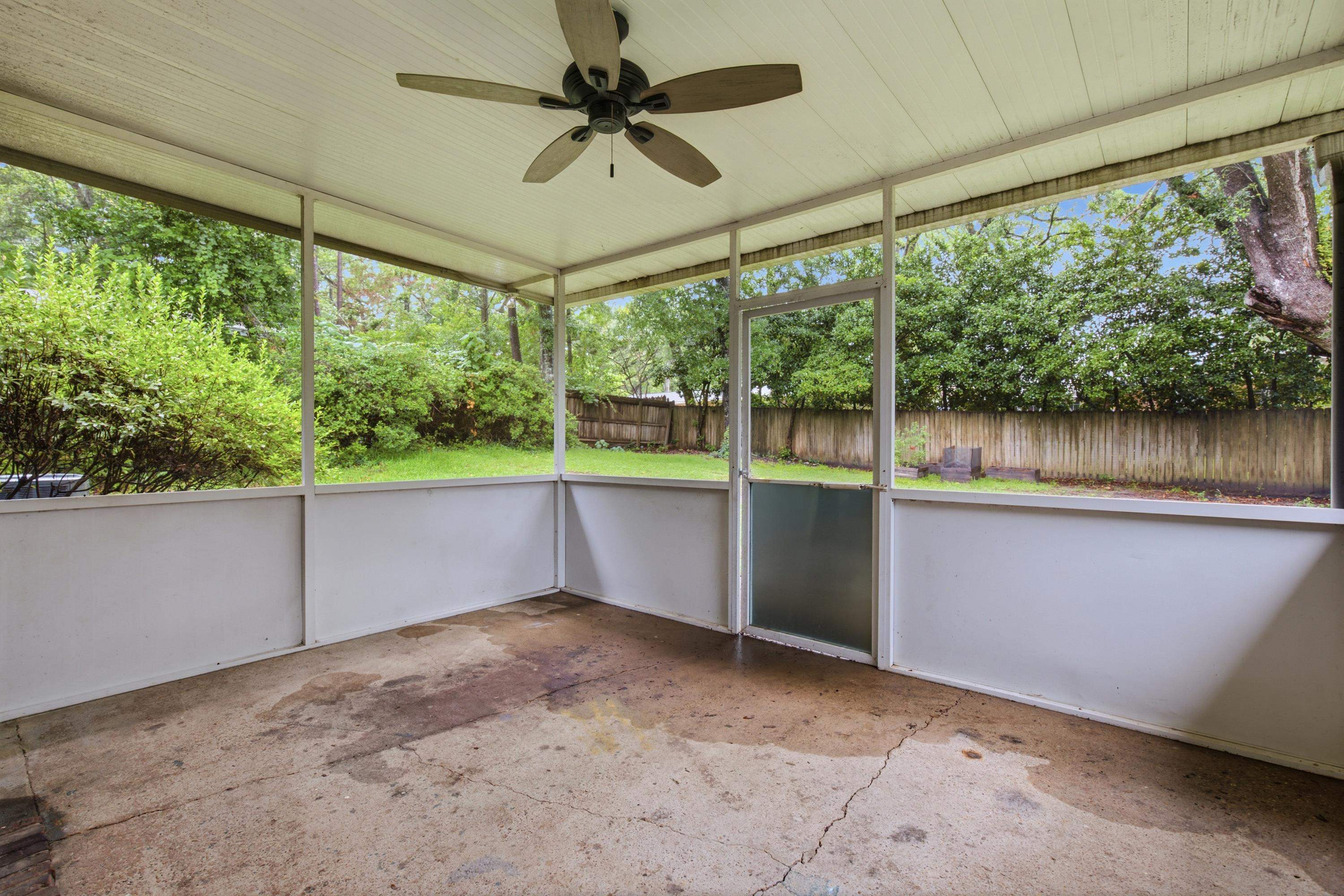 916 Maplewood Avenue