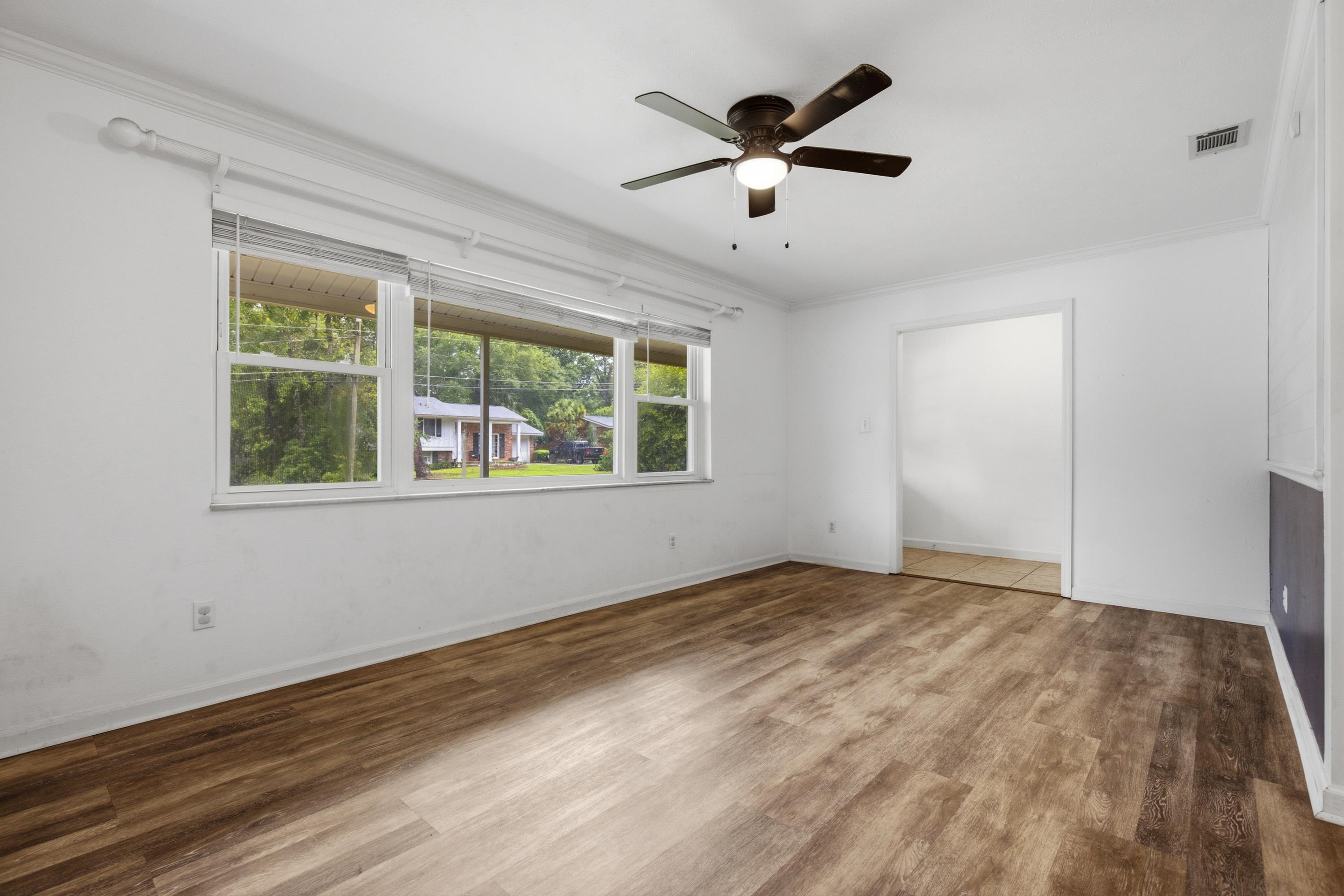 916 Maplewood Avenue