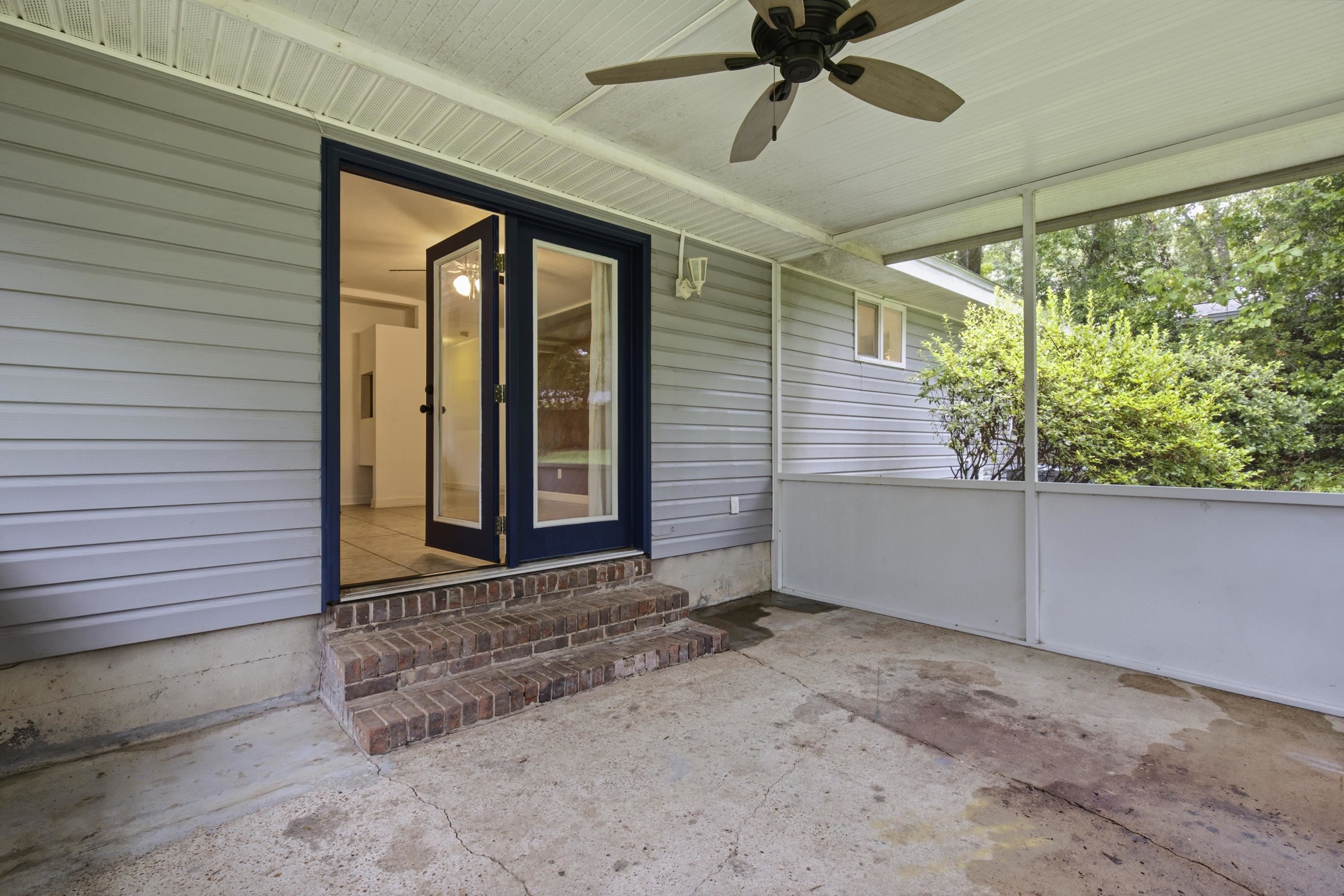 916 Maplewood Avenue