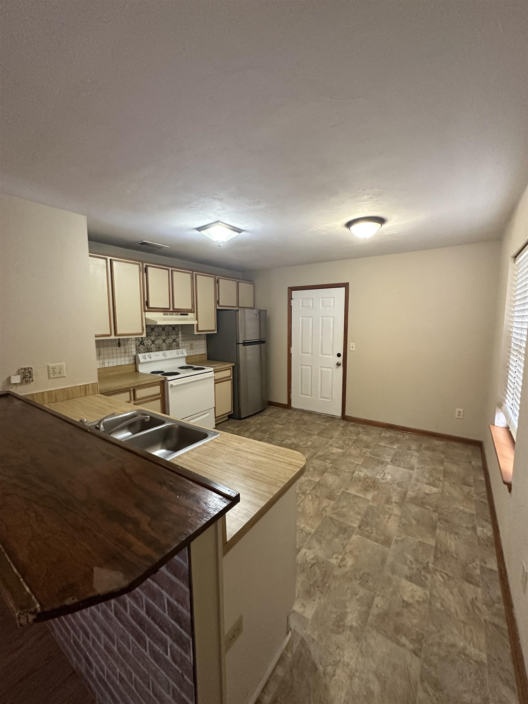 2339 Hartsfield Way