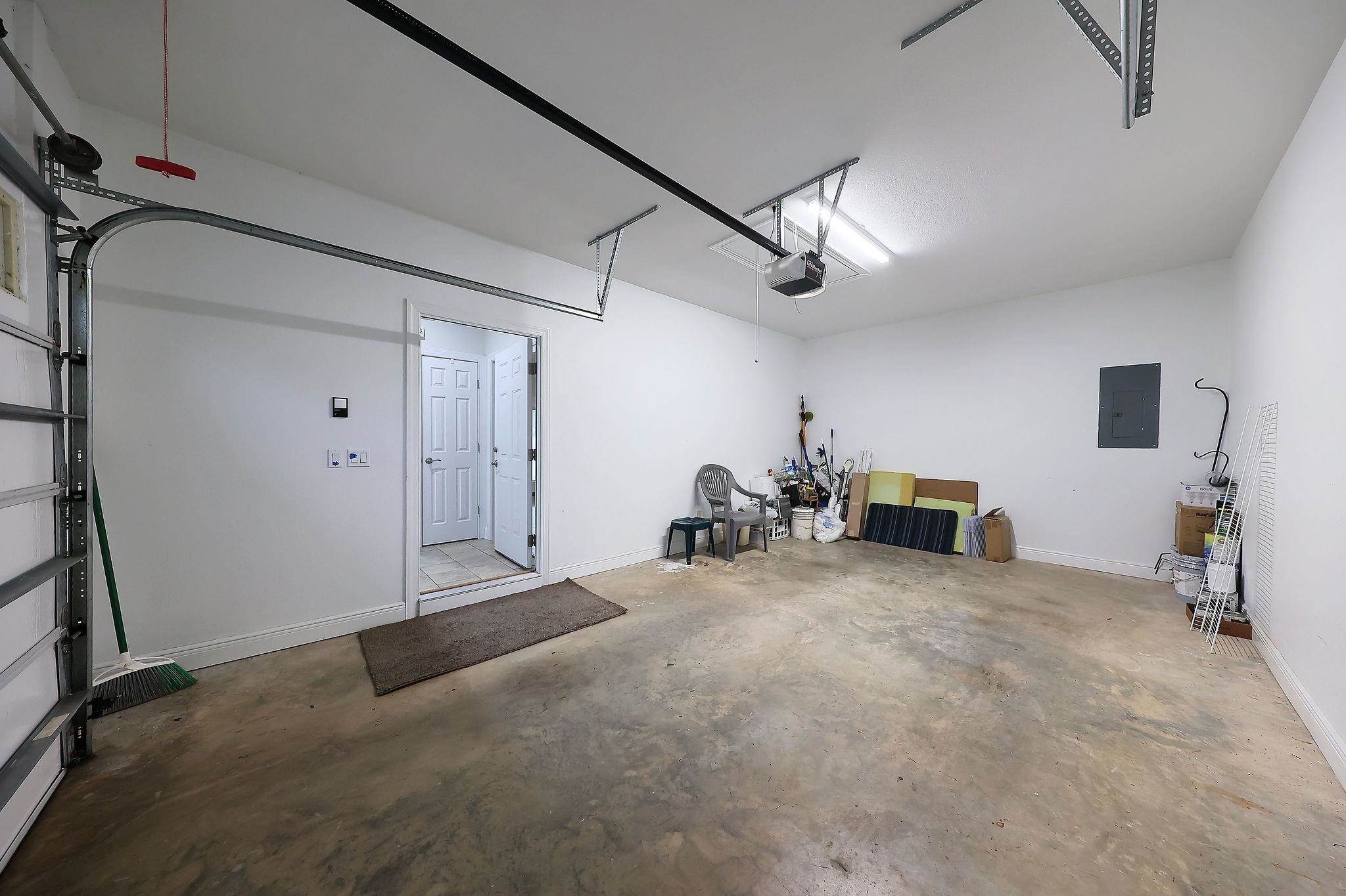 490 N Cherry Court