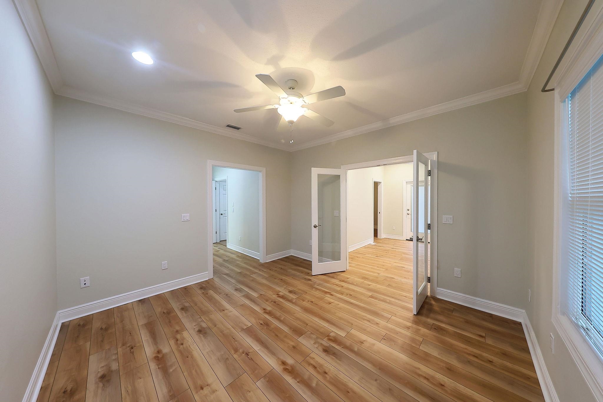 490 N Cherry Court