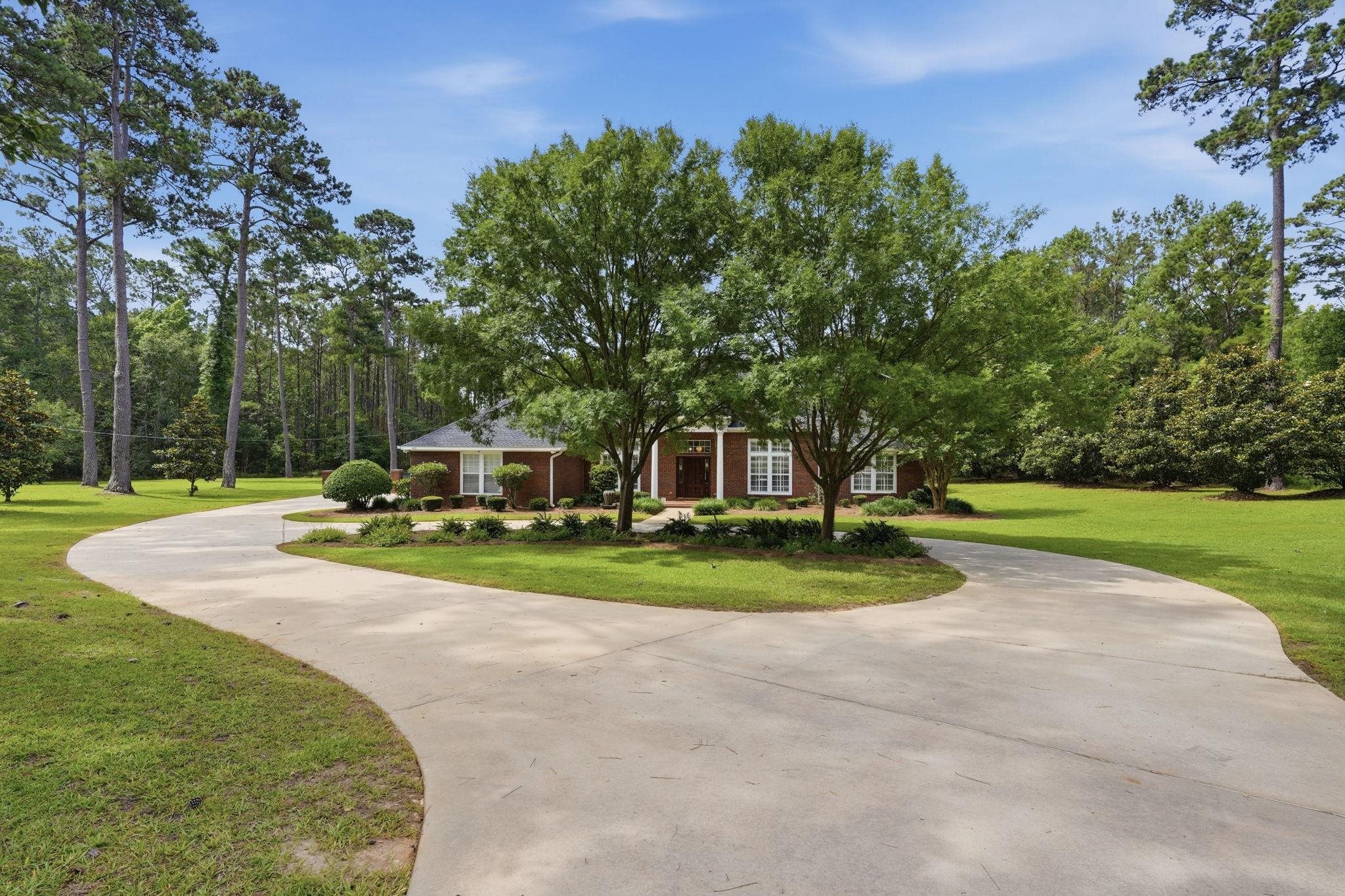 1119 BANNERMAN Road