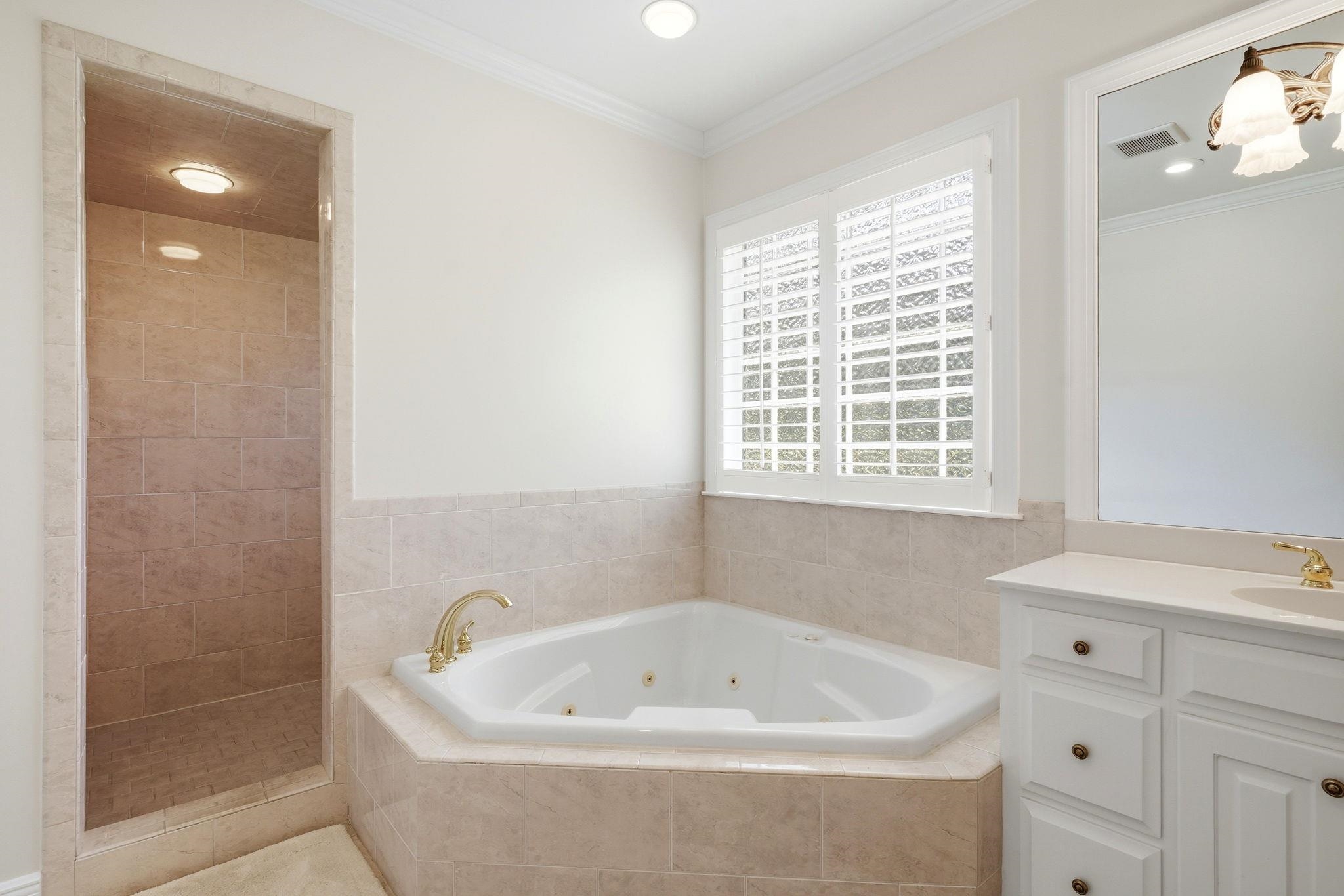 1119 BANNERMAN Road