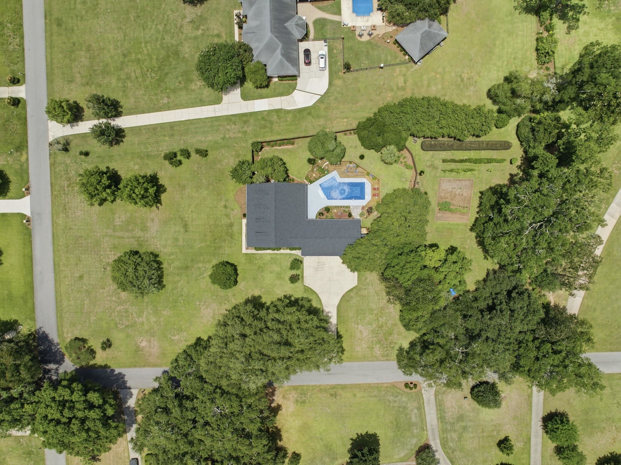 1769 VINEYARD Way