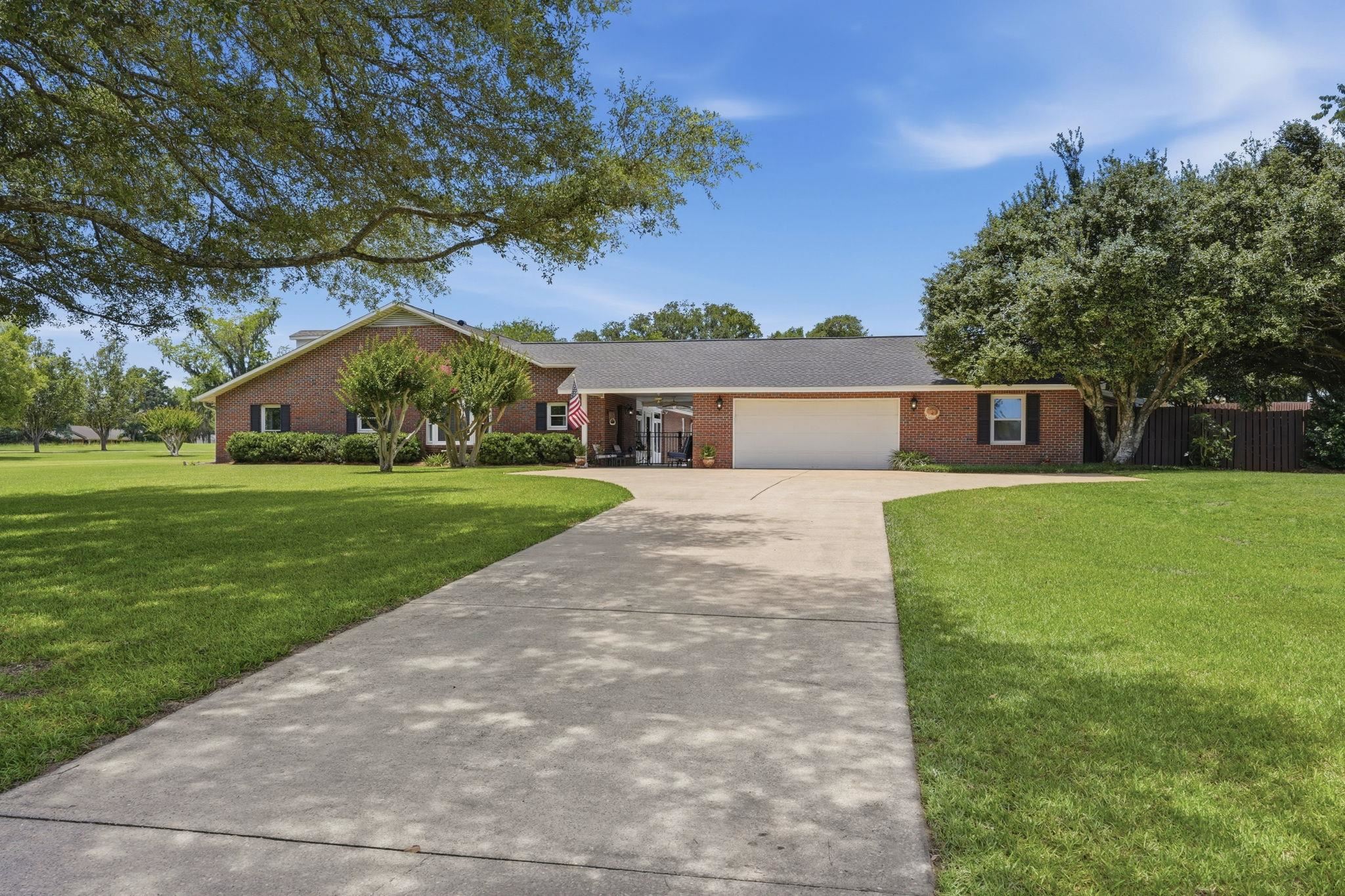 1769 VINEYARD Way