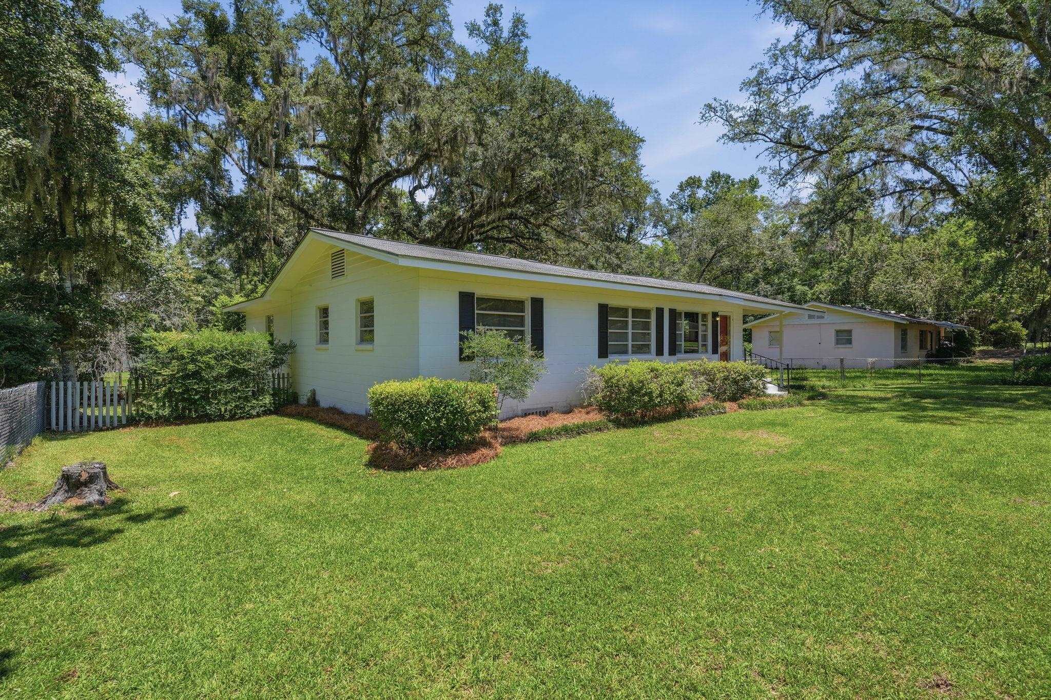 1314 Lakeside Drive