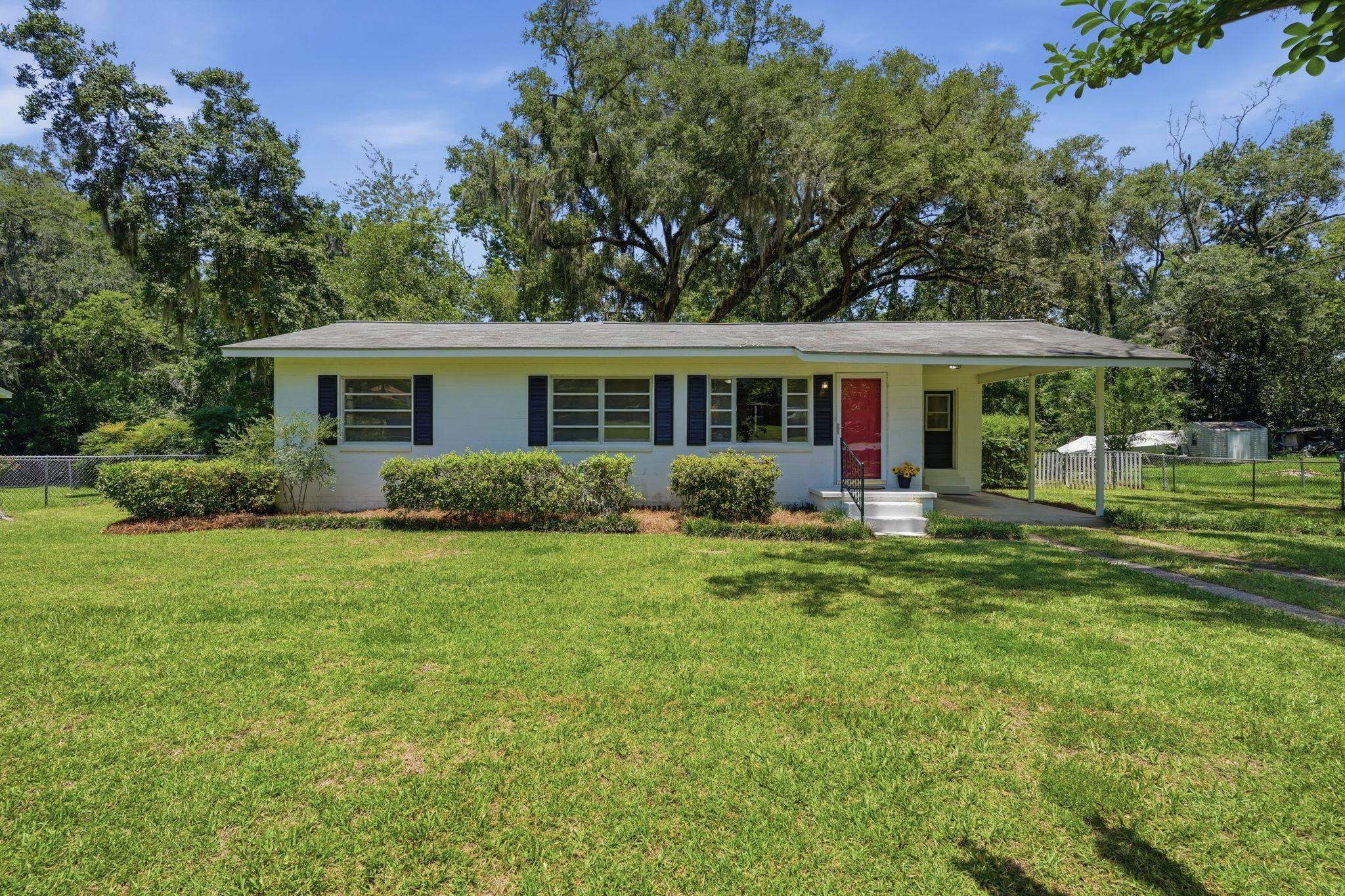 1314 Lakeside Drive