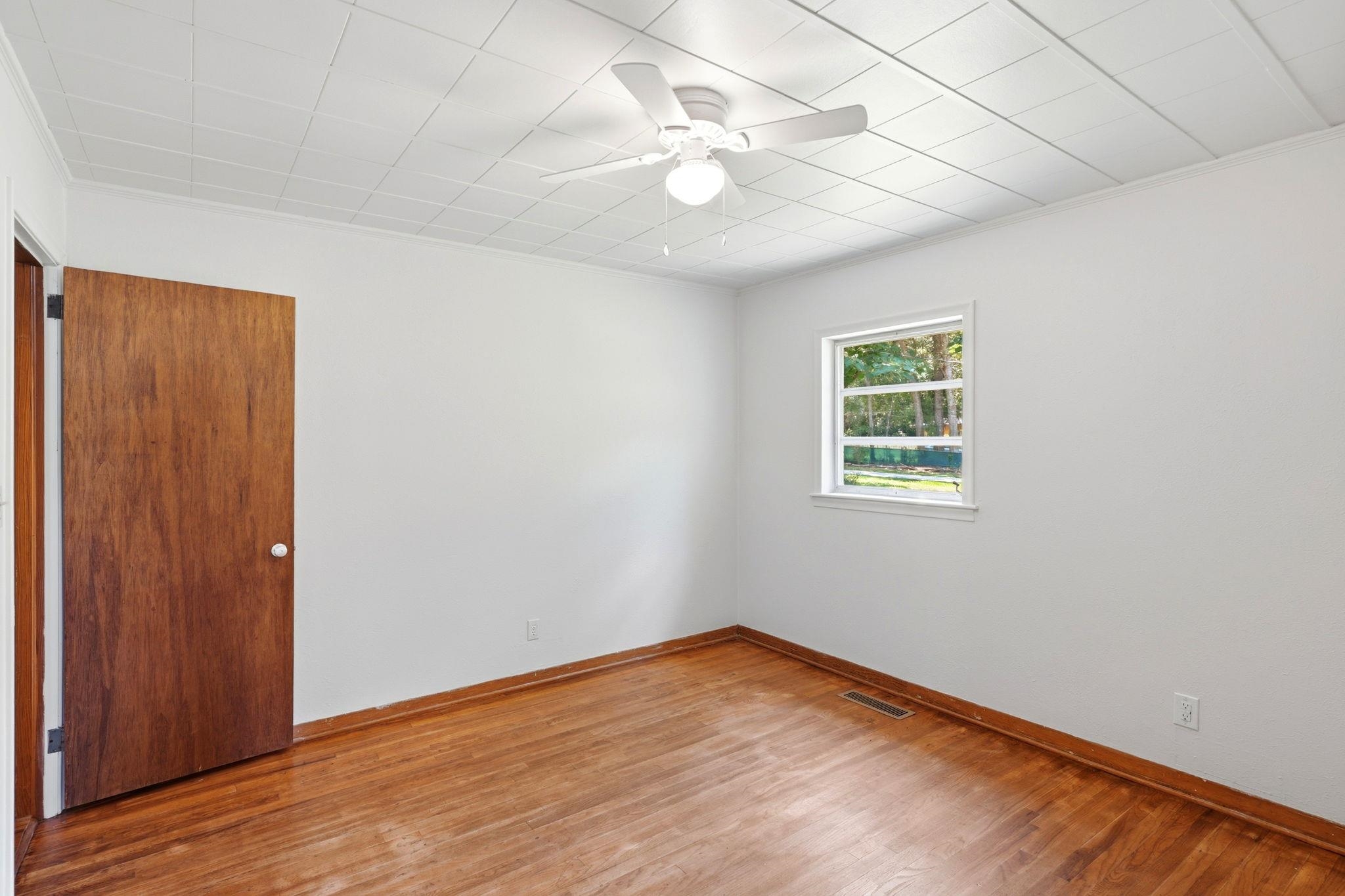 1314 Lakeside Drive