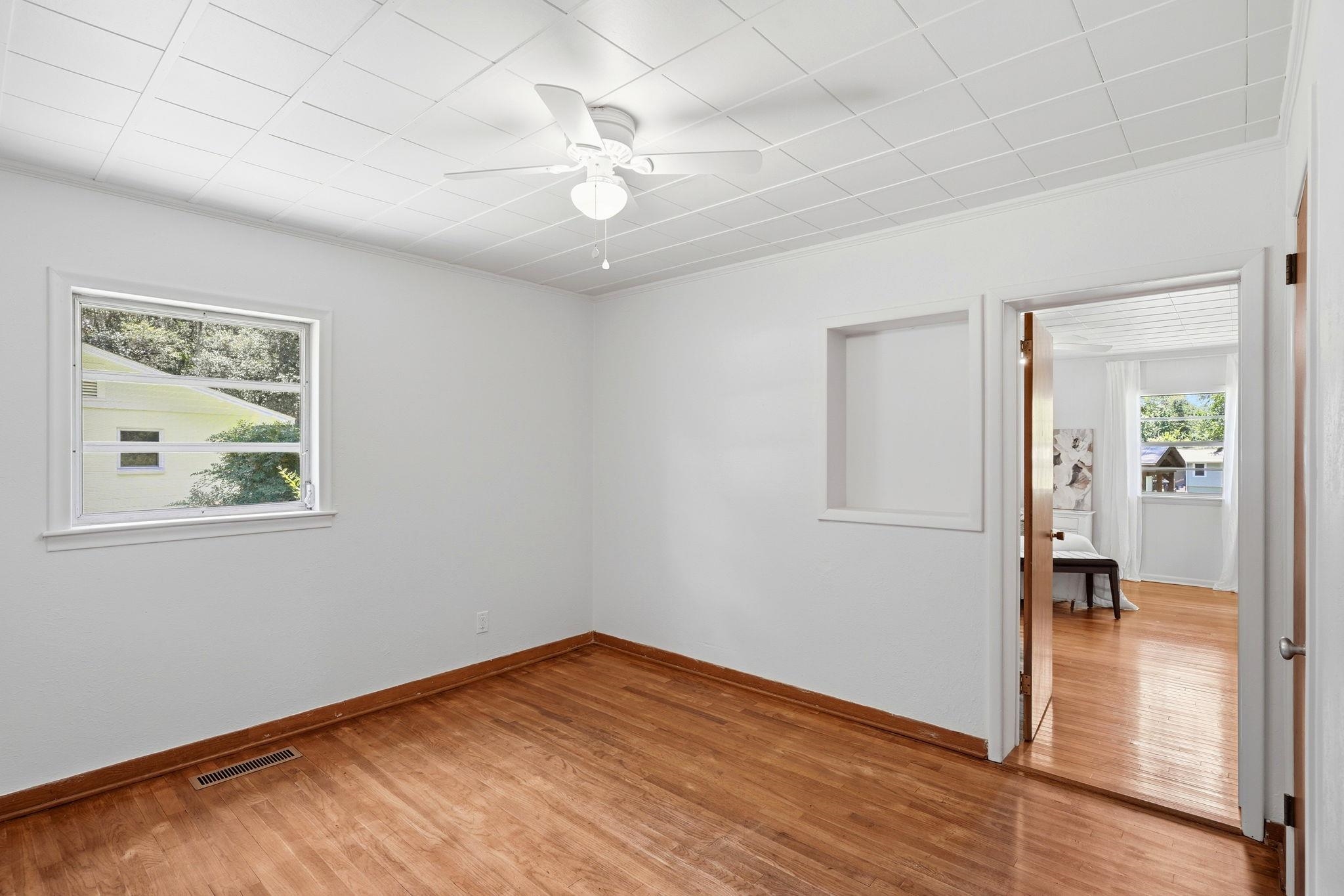 1314 Lakeside Drive