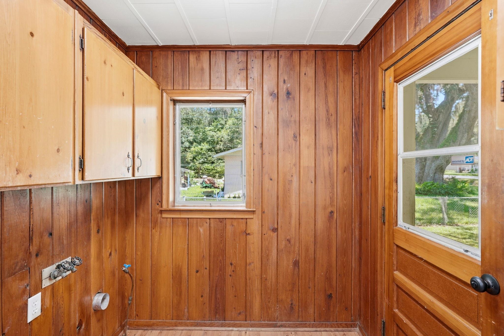 1314 Lakeside Drive