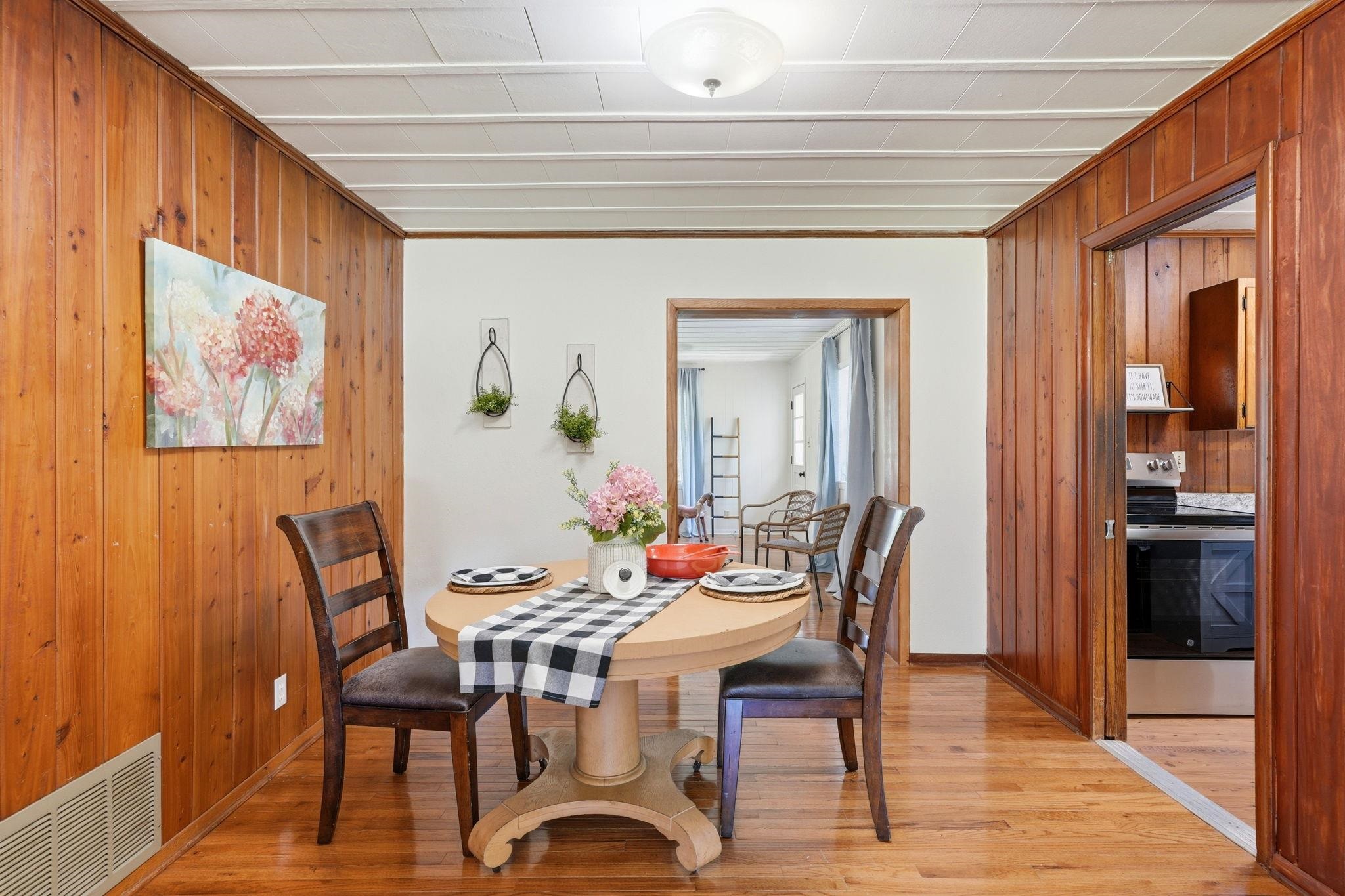 1314 Lakeside Drive