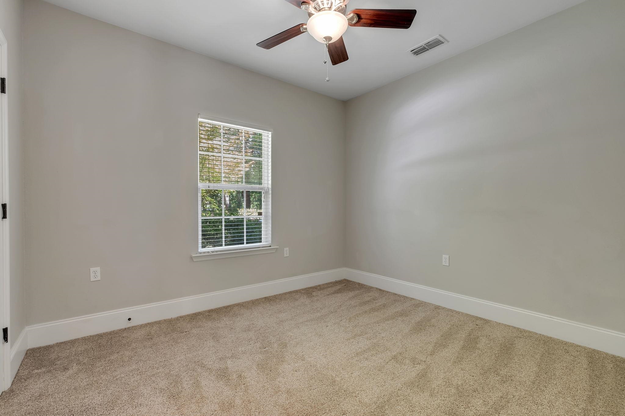 7000 QUAIL COMMON Drive