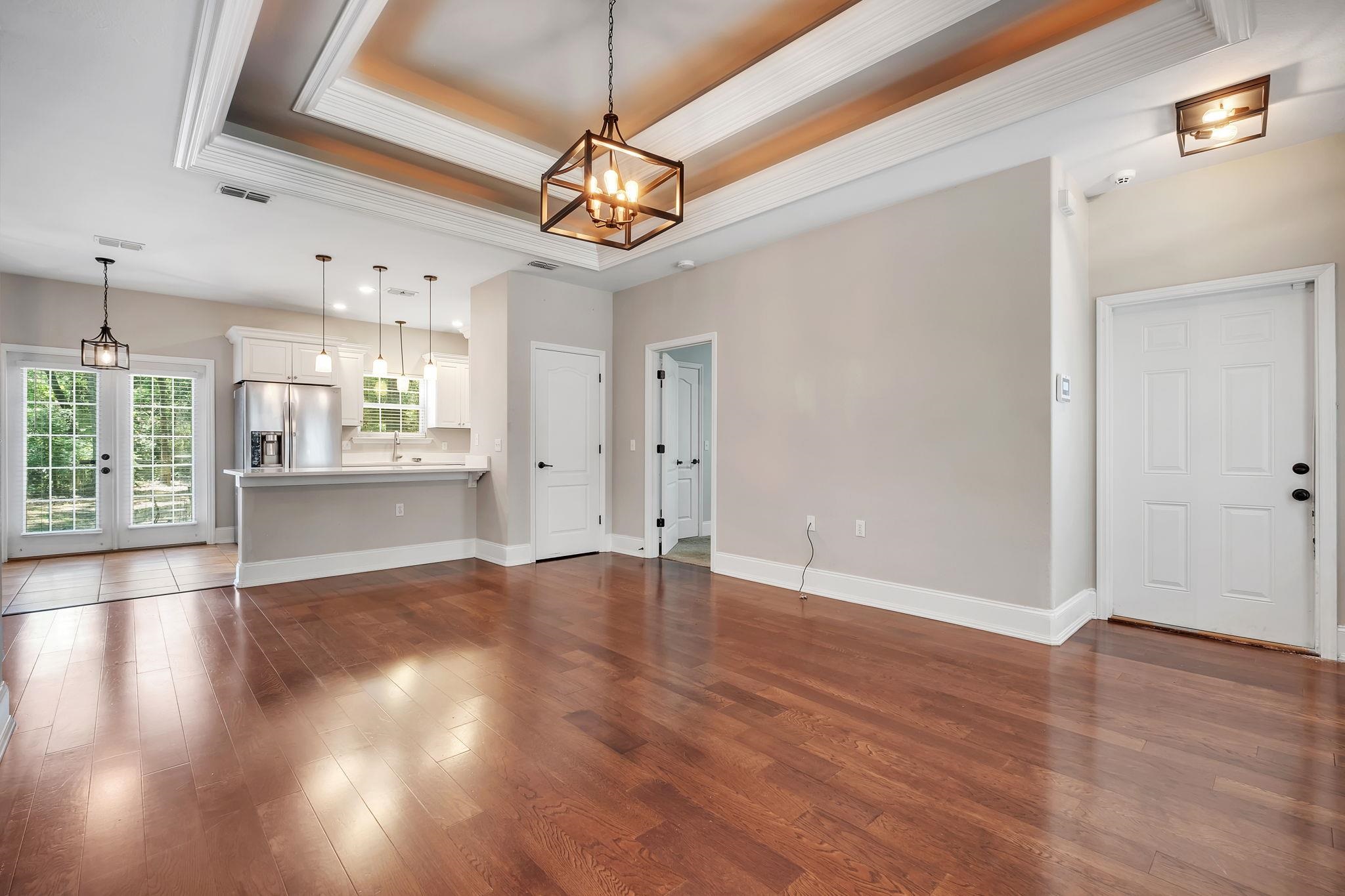 7000 QUAIL COMMON Drive