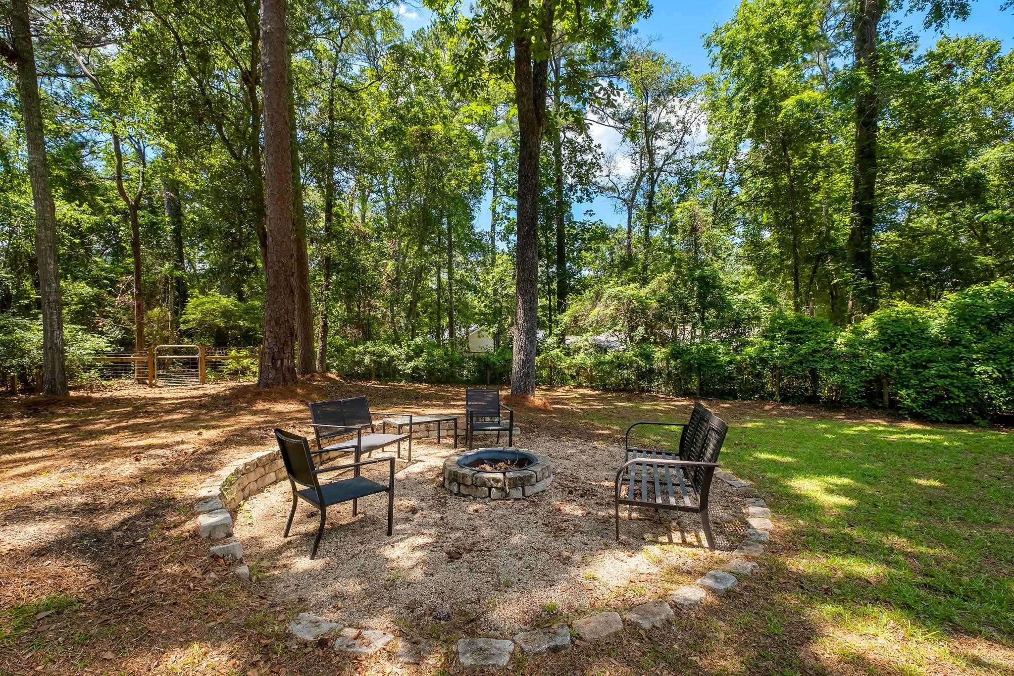 7000 QUAIL COMMON Drive