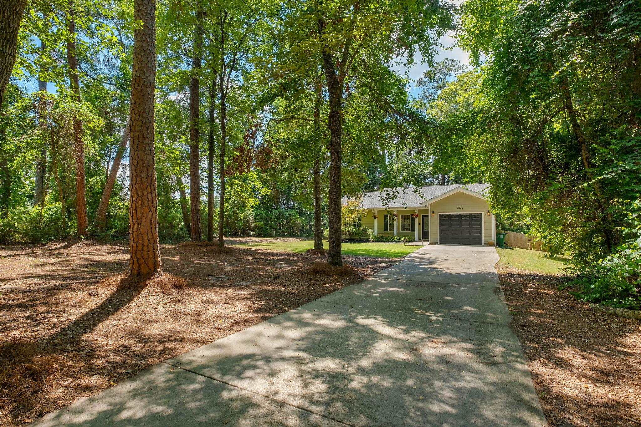 7000 QUAIL COMMON Drive