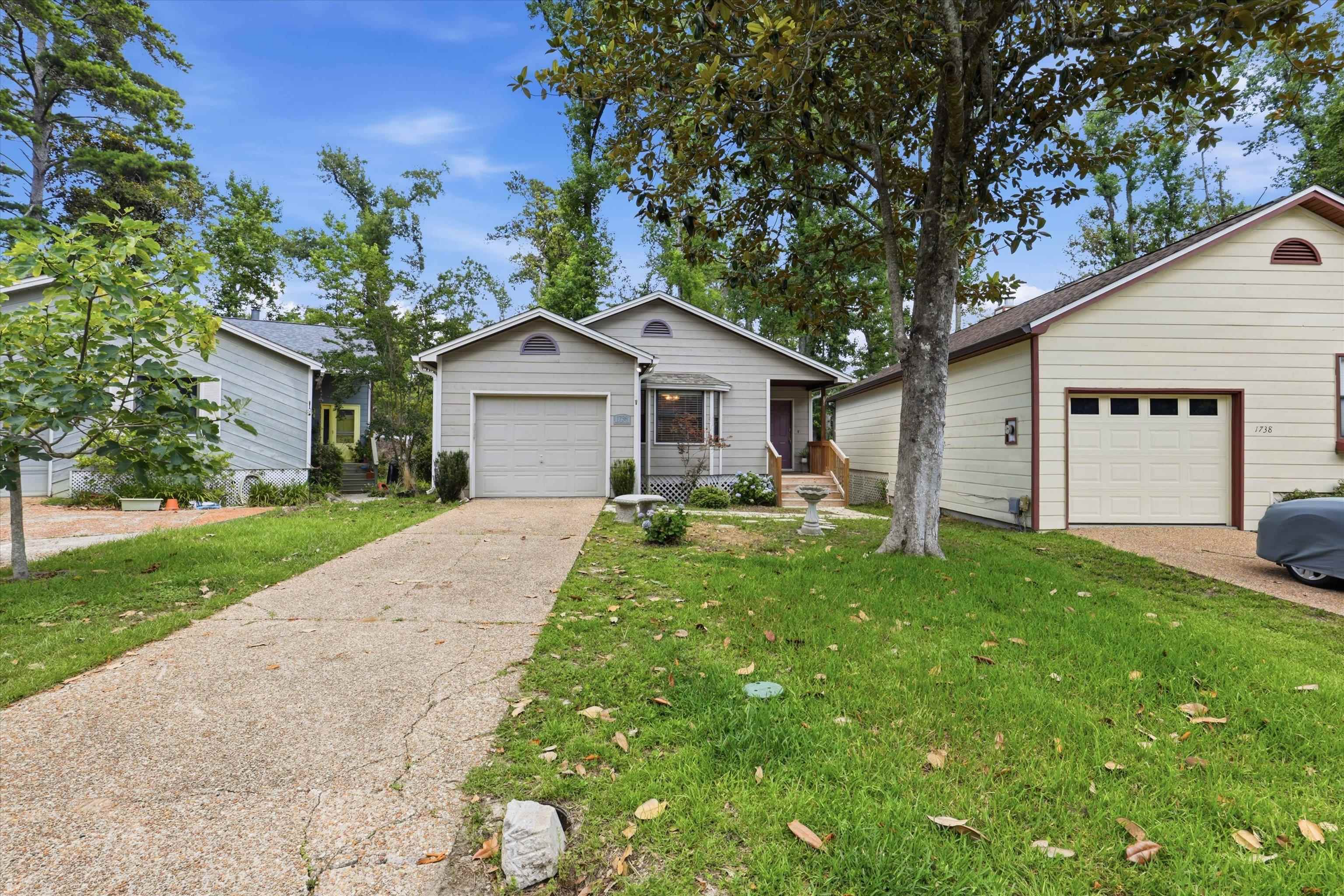 1736 Nestlewood Lane