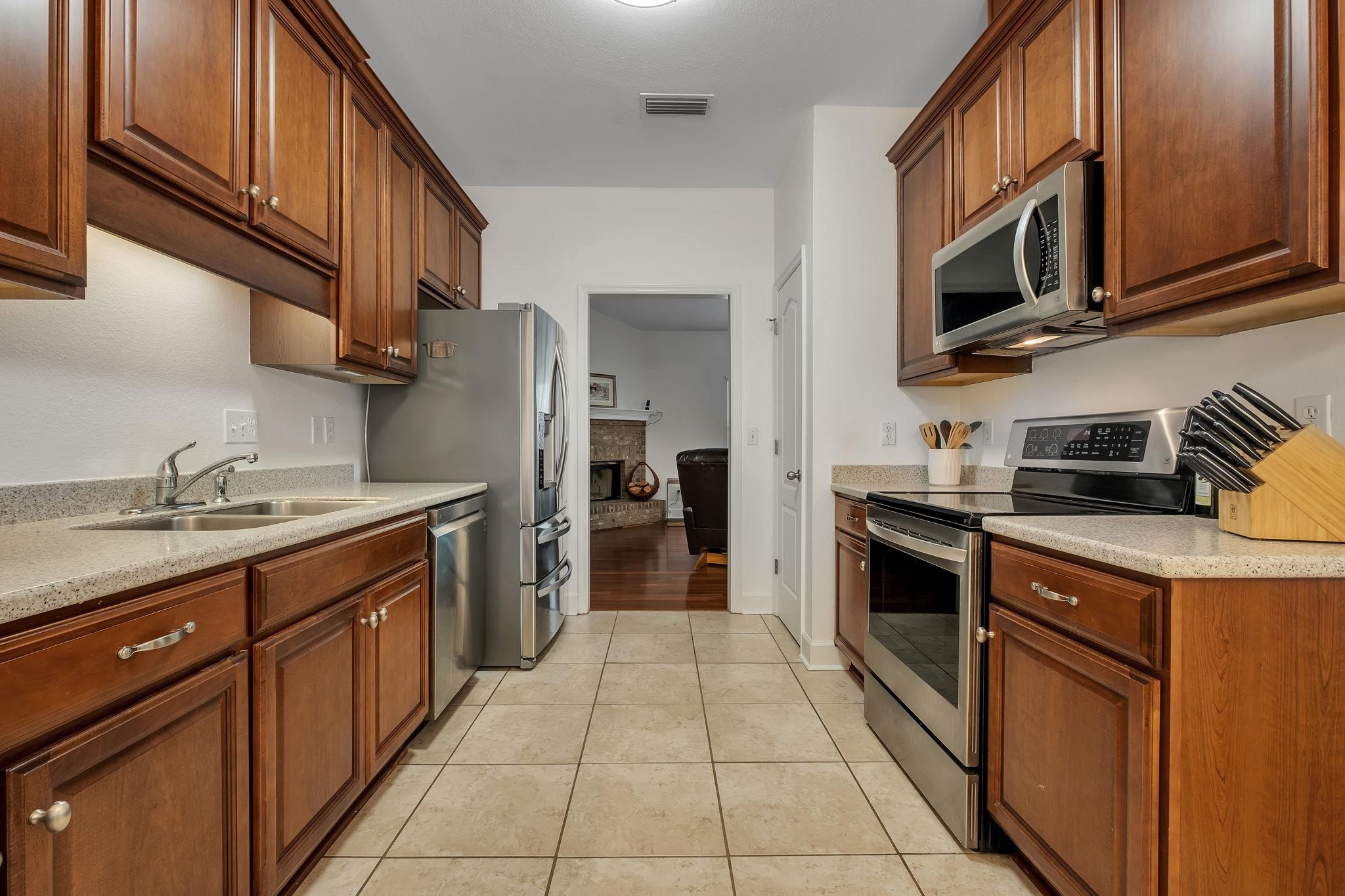 3489 Cedarwood Trail
