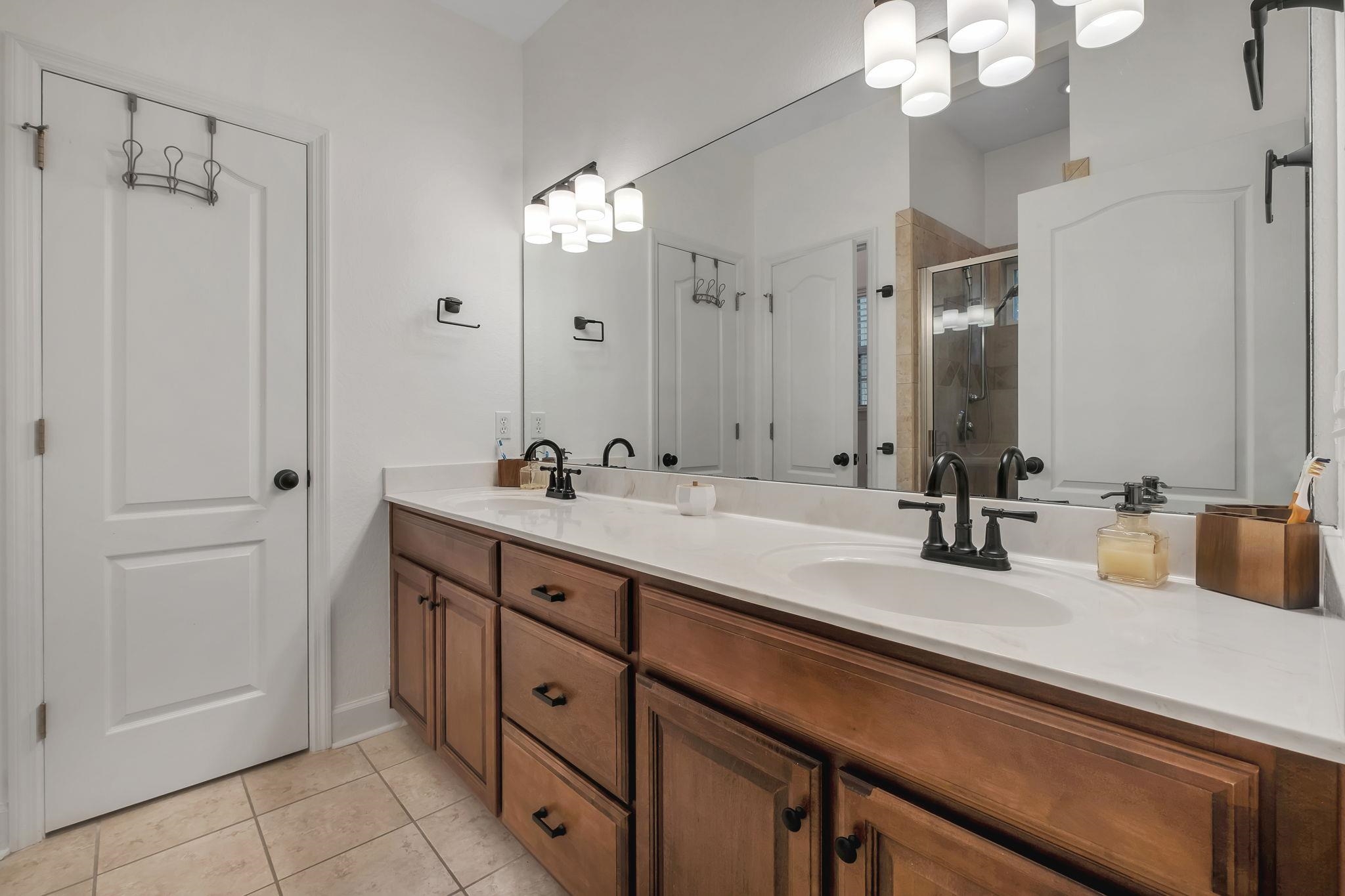 3489 Cedarwood Trail