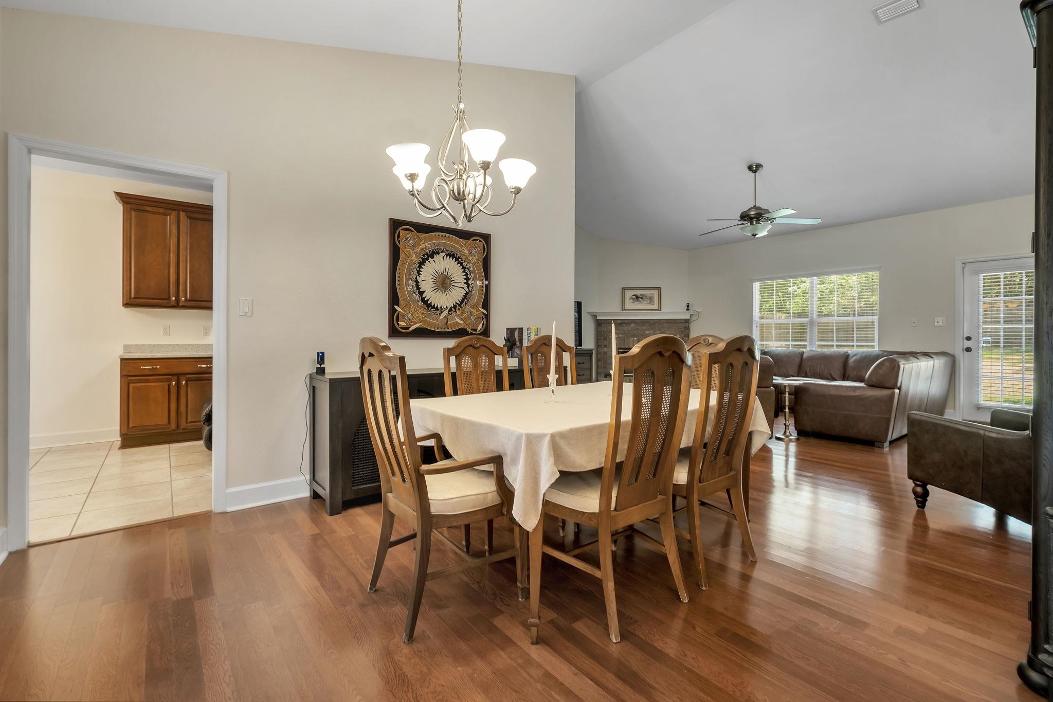 3489 Cedarwood Trail