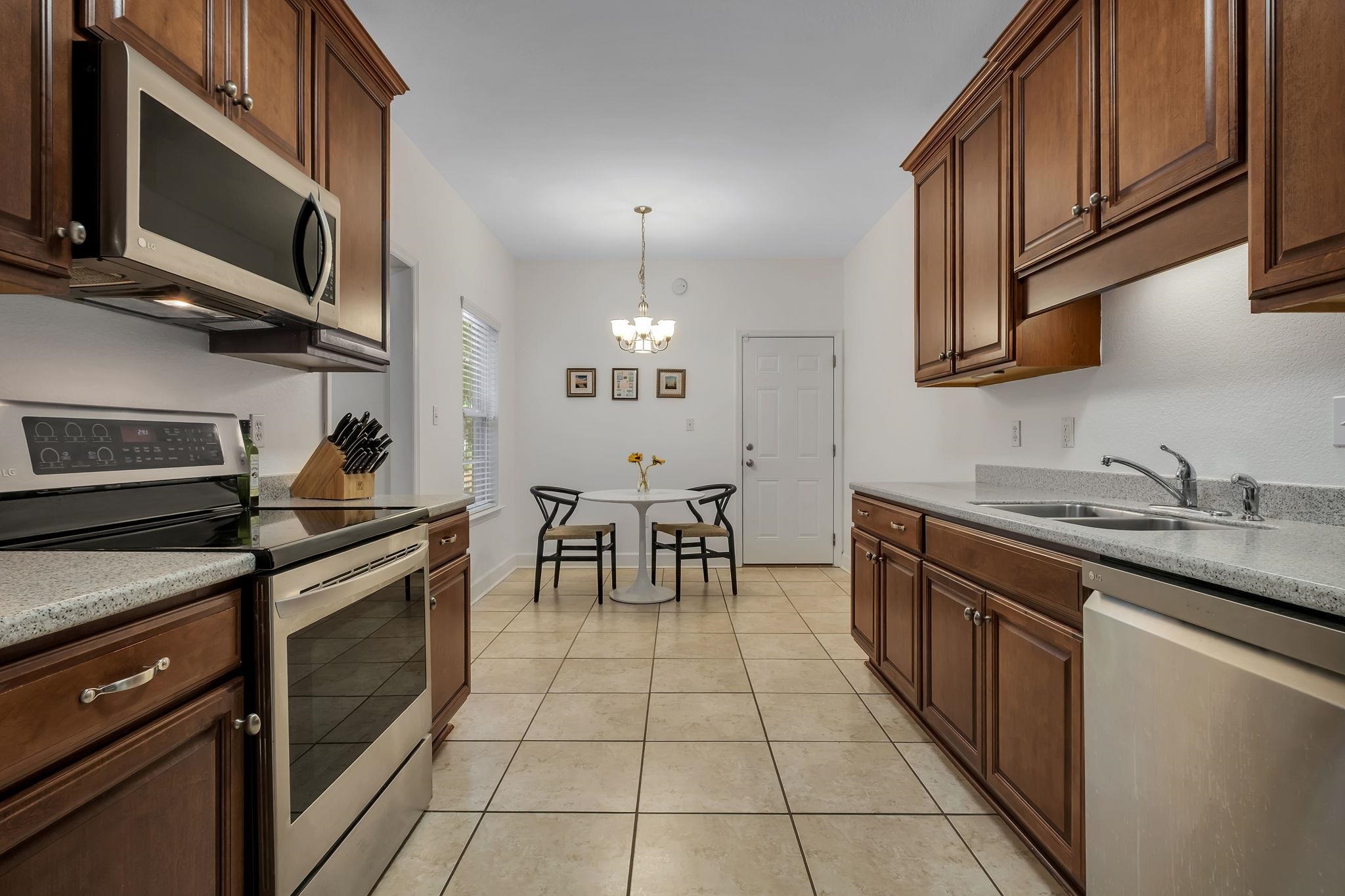 3489 Cedarwood Trail