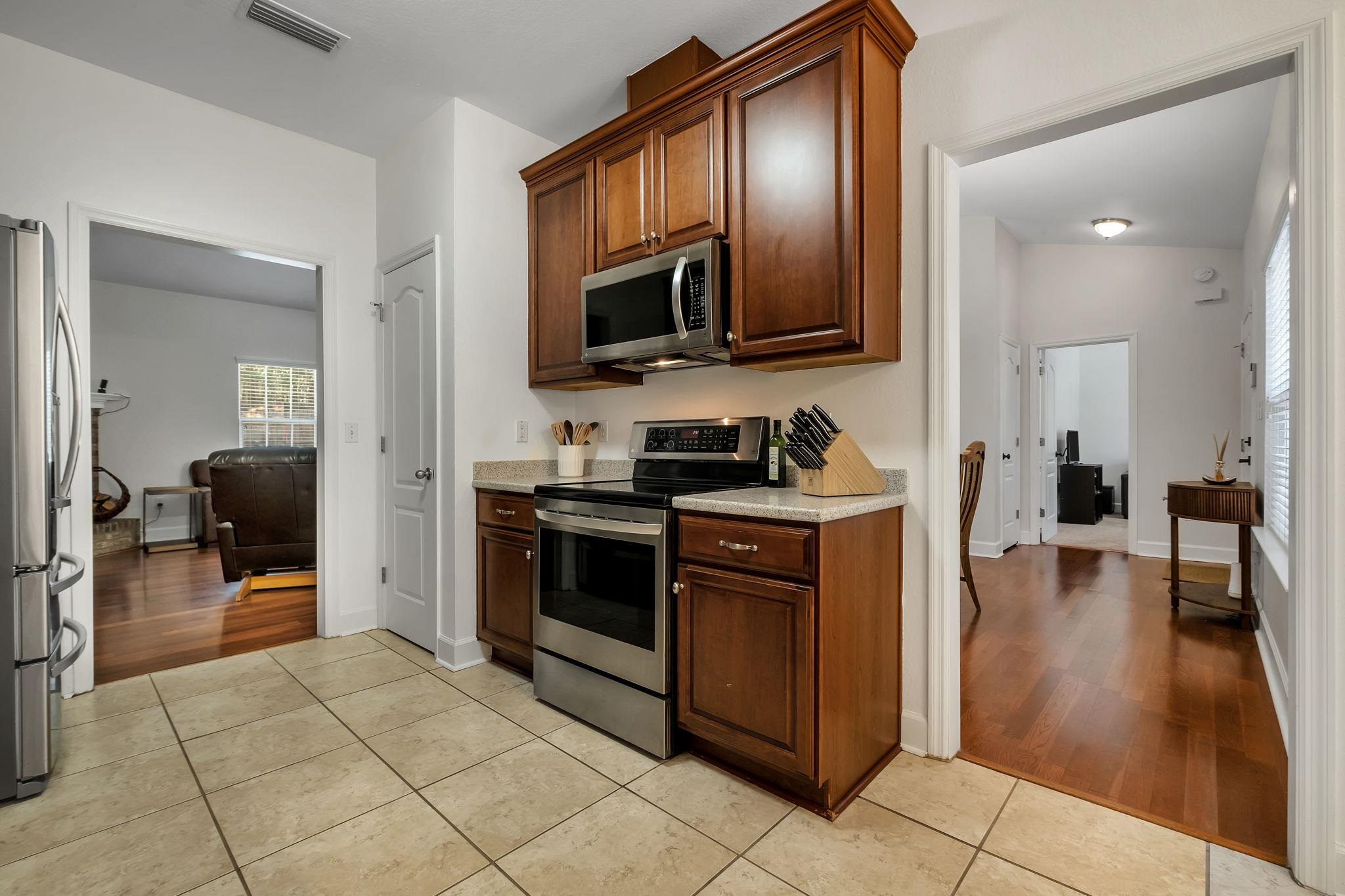 3489 Cedarwood Trail