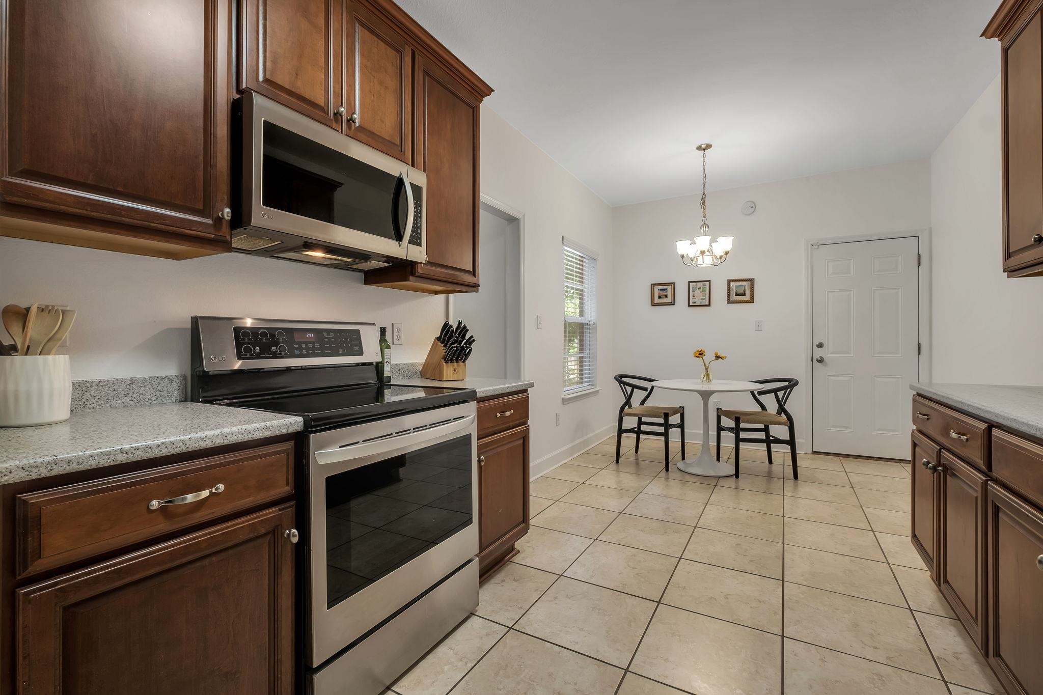 3489 Cedarwood Trail