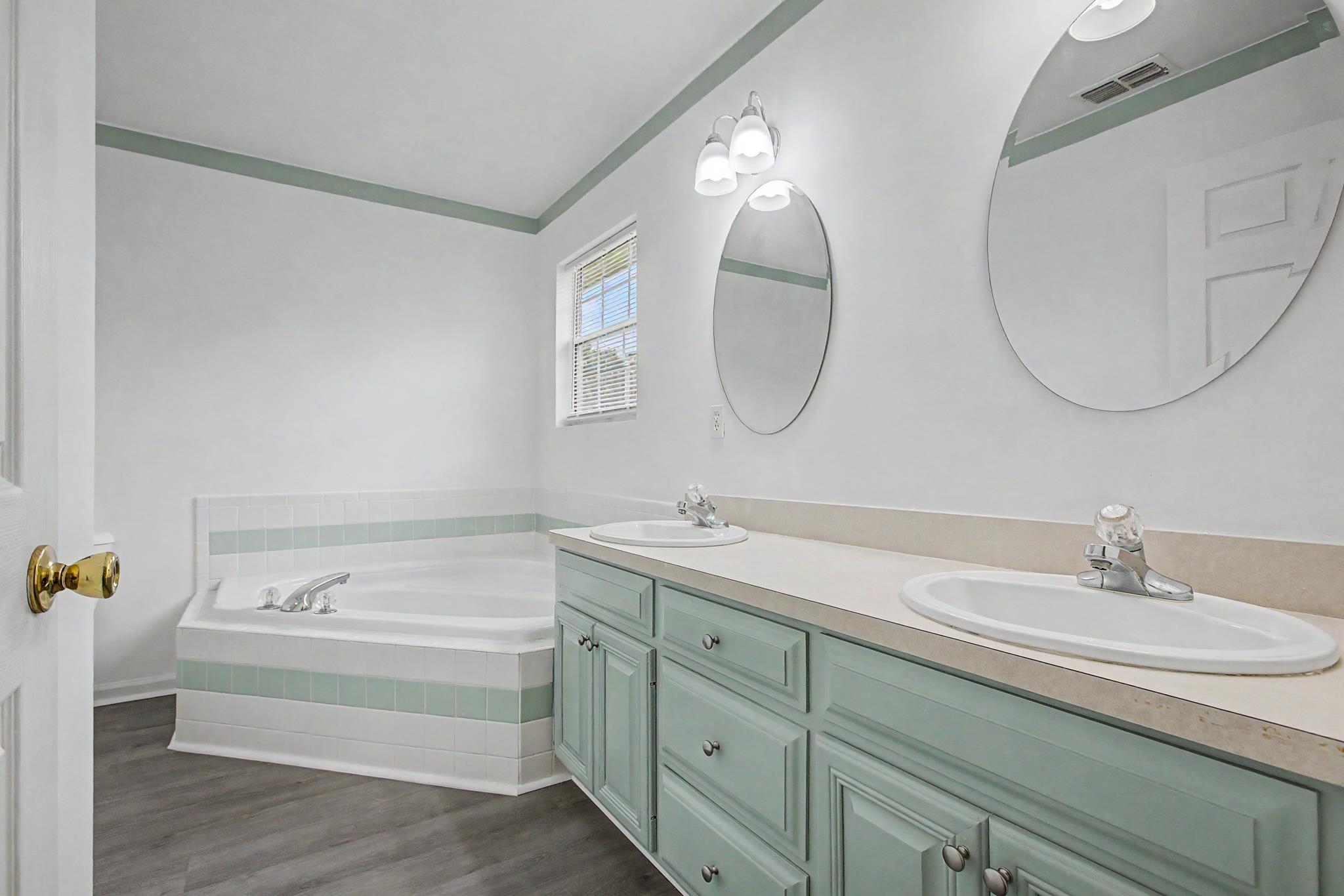 4401 Cool Emerald Drive