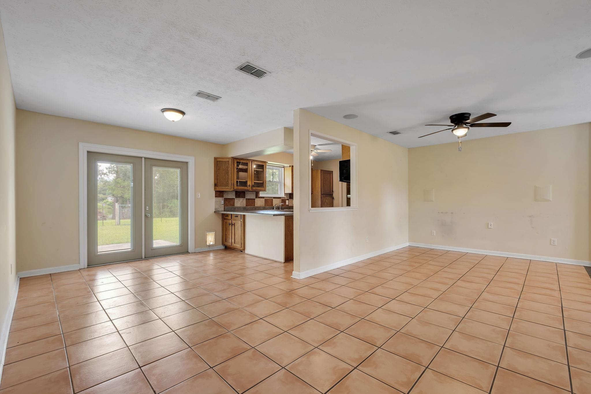 8209 Bristol Court