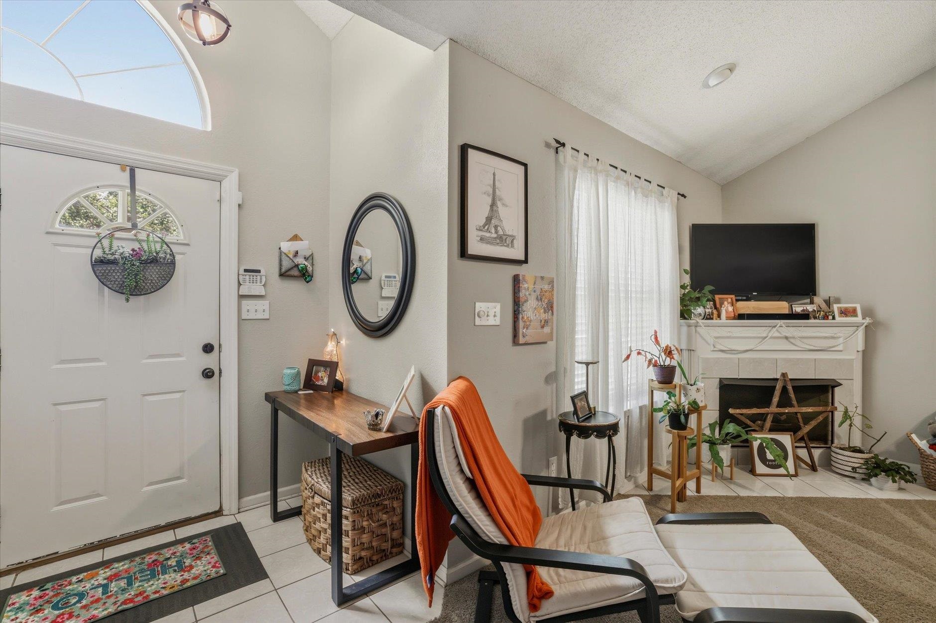 2485 Needle Palm Way