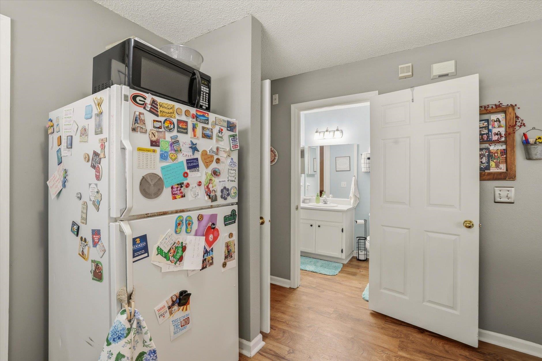 2485 Needle Palm Way