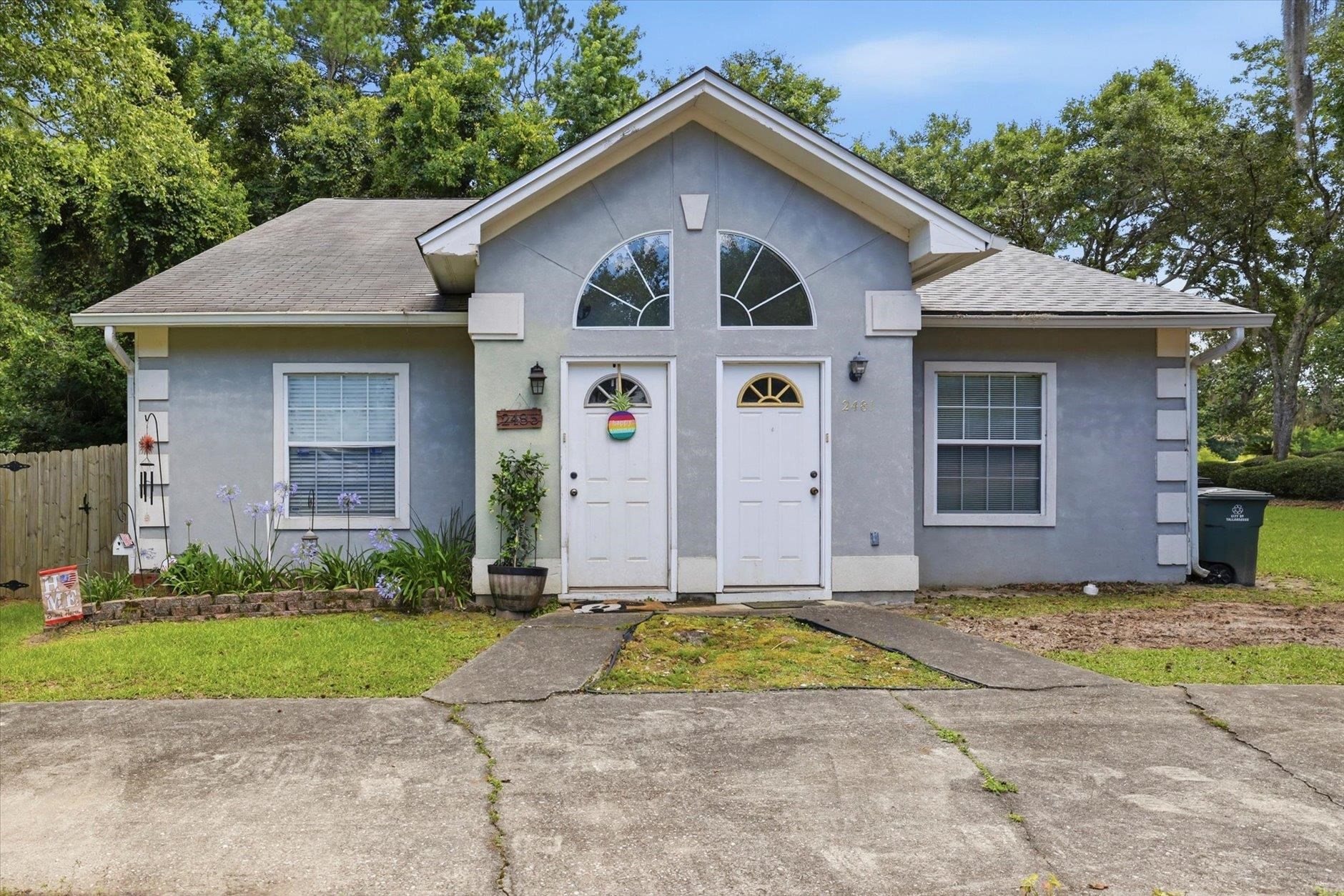 2485 Needle Palm Way