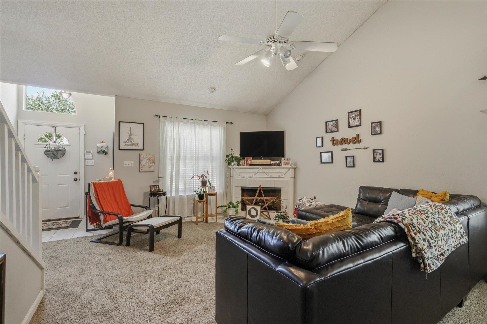 2485 Needle Palm Way