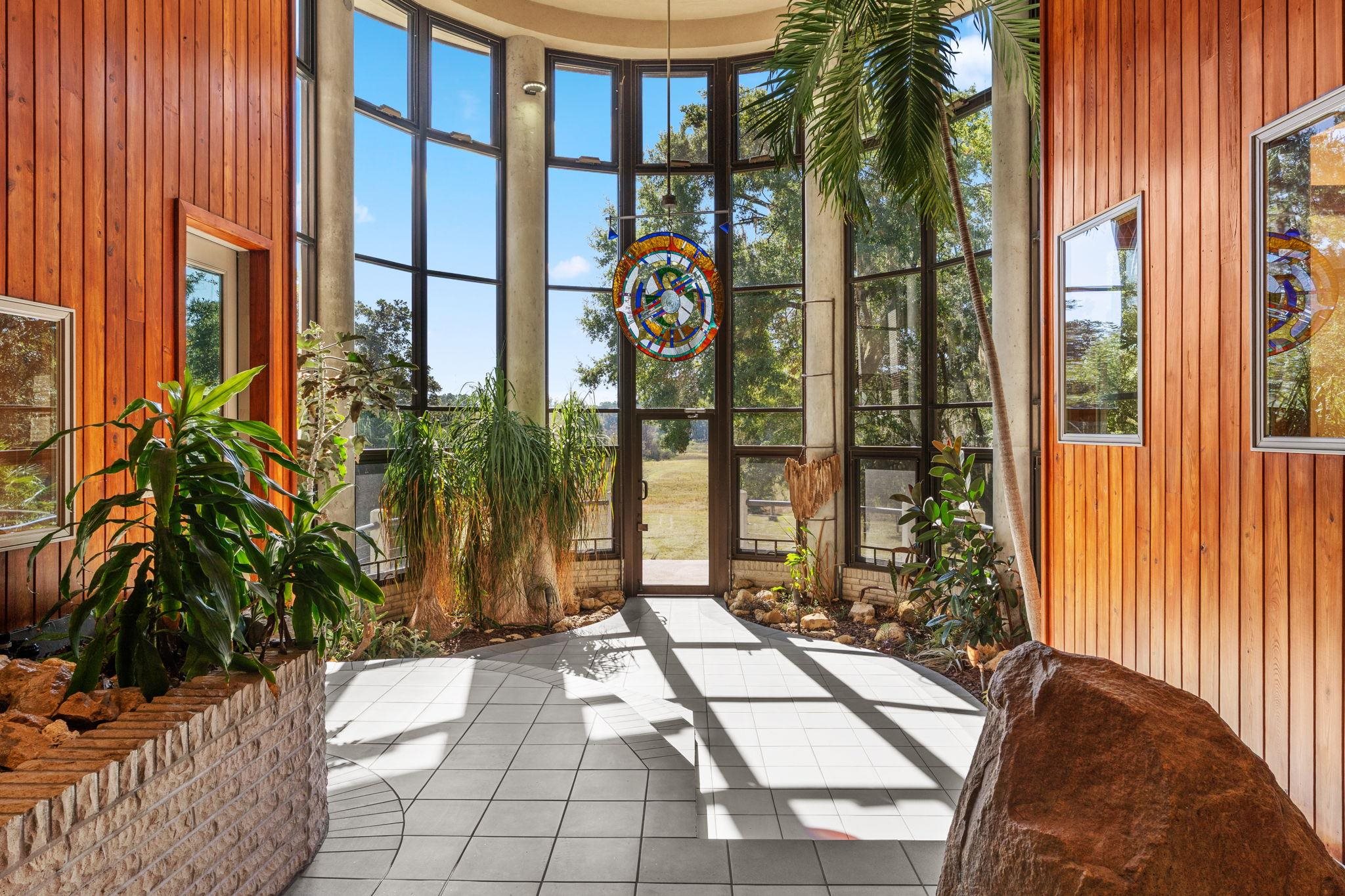 767 RHODEN COVE