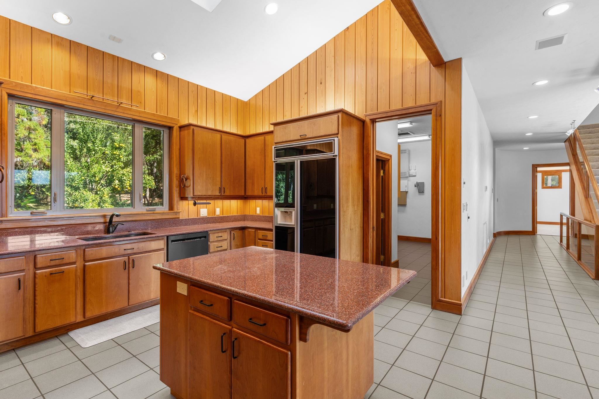 767 RHODEN COVE