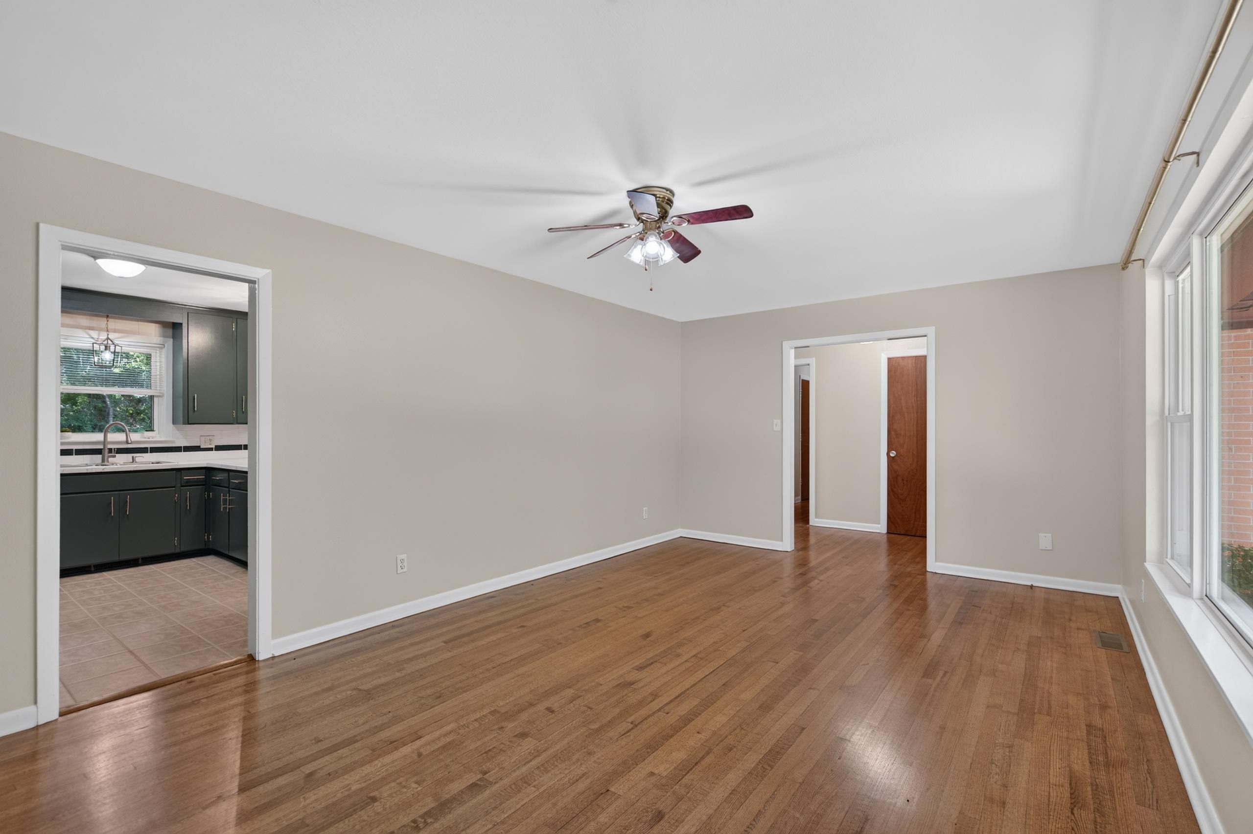 2515 Hastings Dr