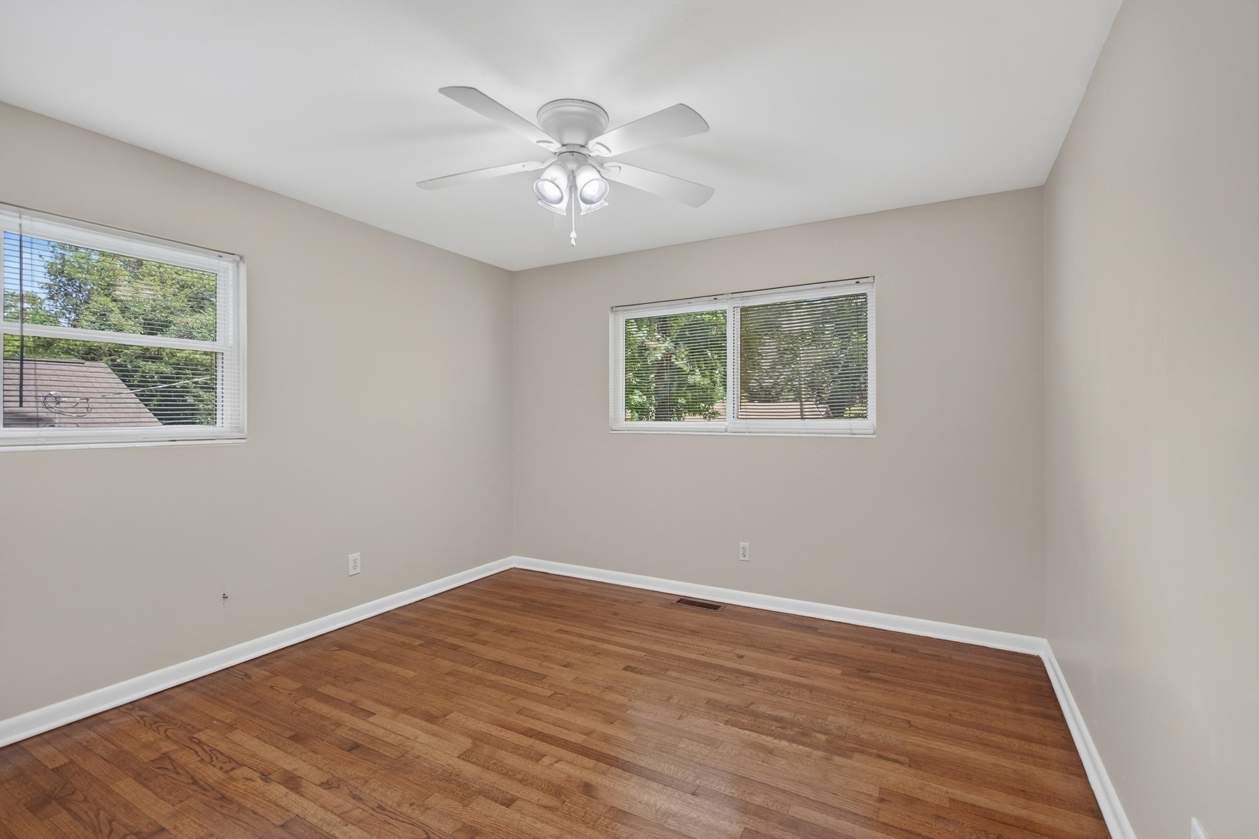 2515 Hastings Dr