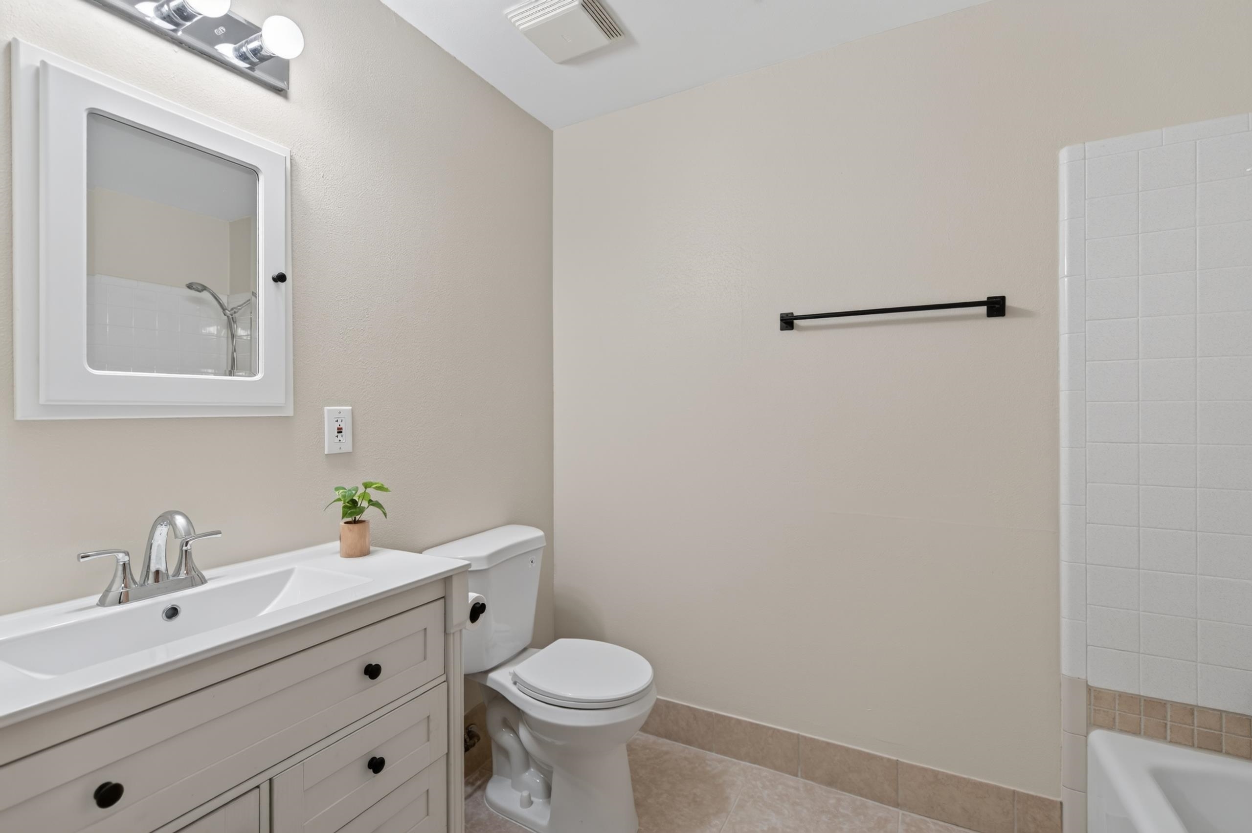 2515 Hastings Dr