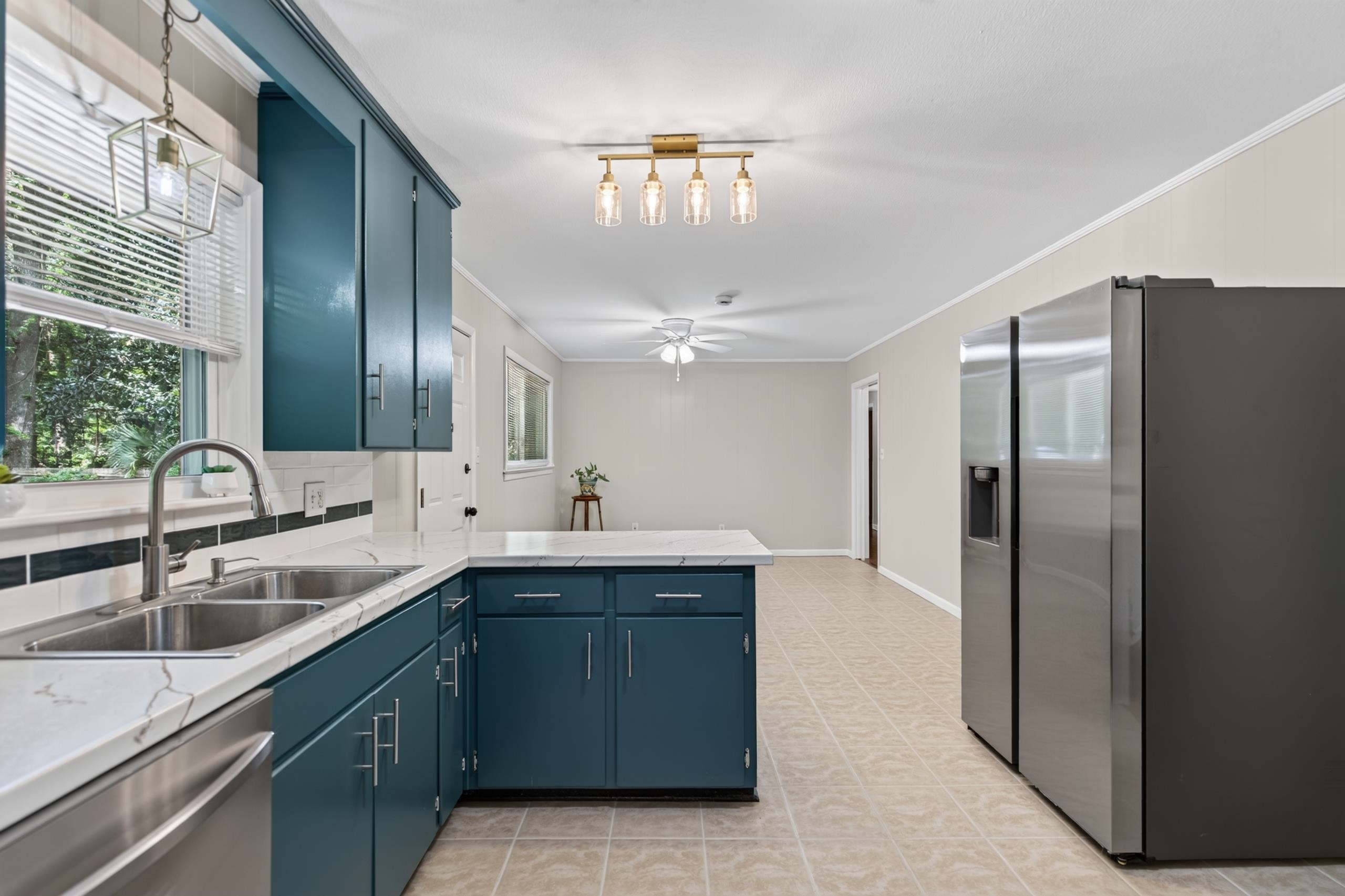 2515 Hastings Dr