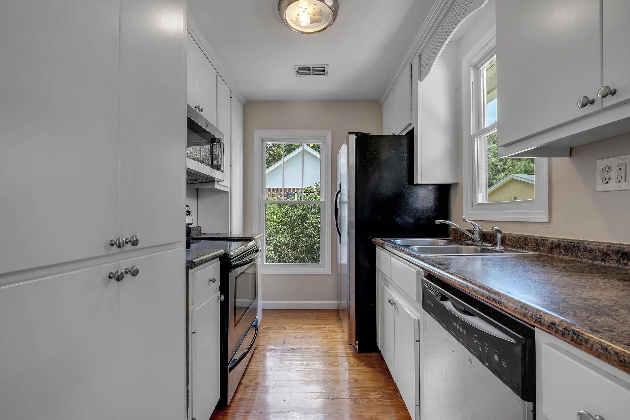 730 E 6th Avenue Unit: -